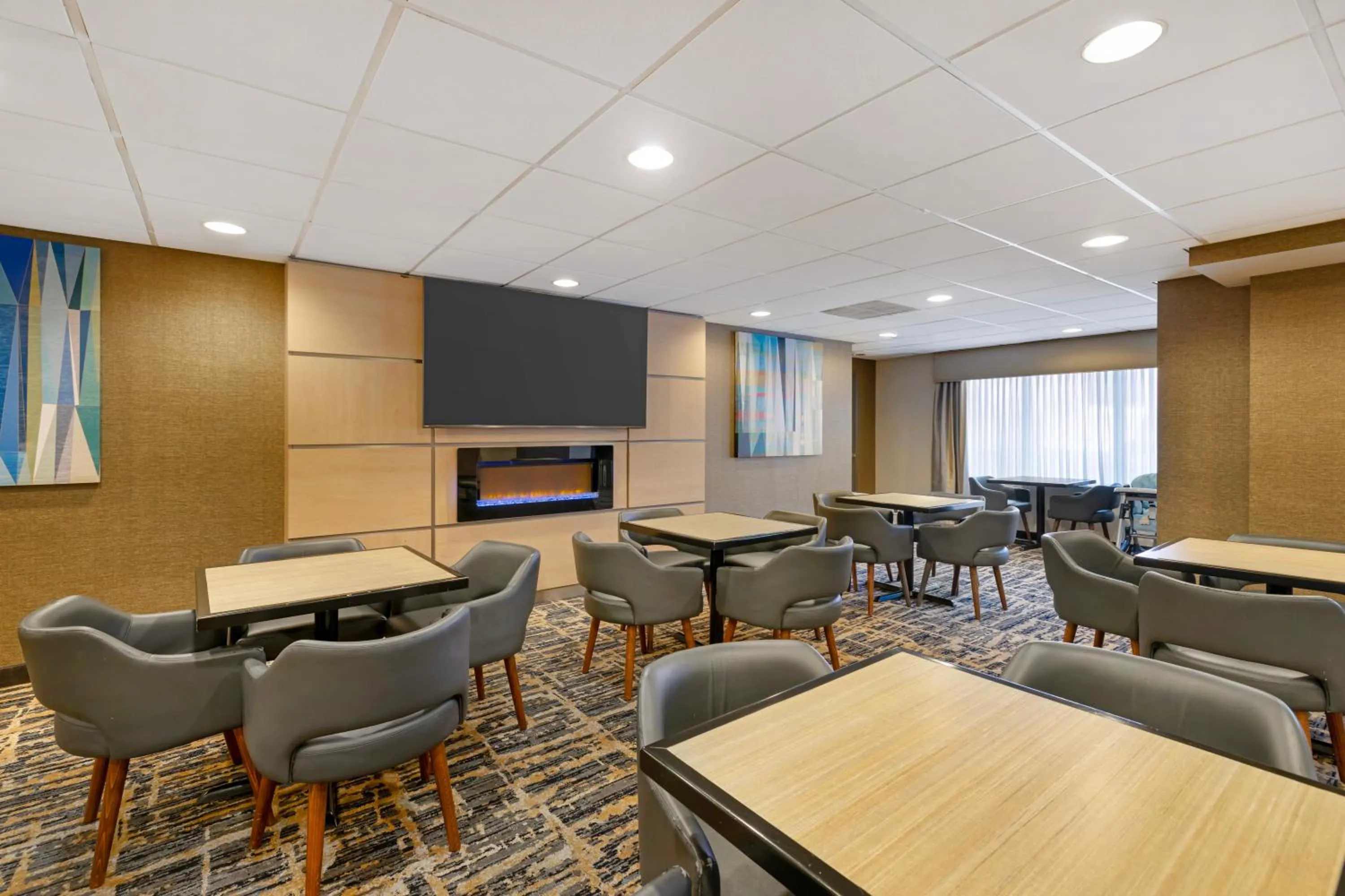 Breakfast in Best Western On The Avenue