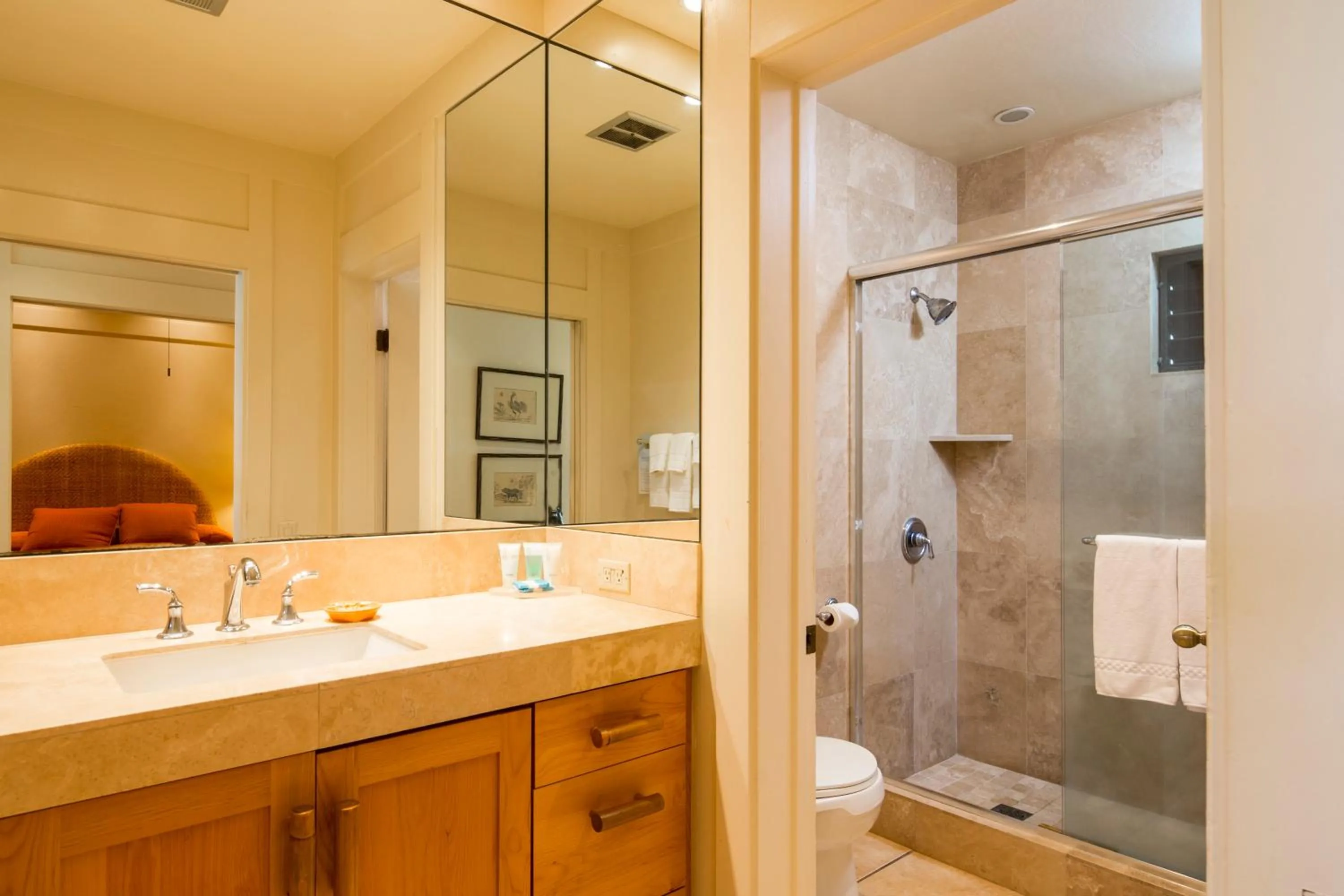 Bathroom in Kiahuna Plantation and Beach Bungalows by Castle