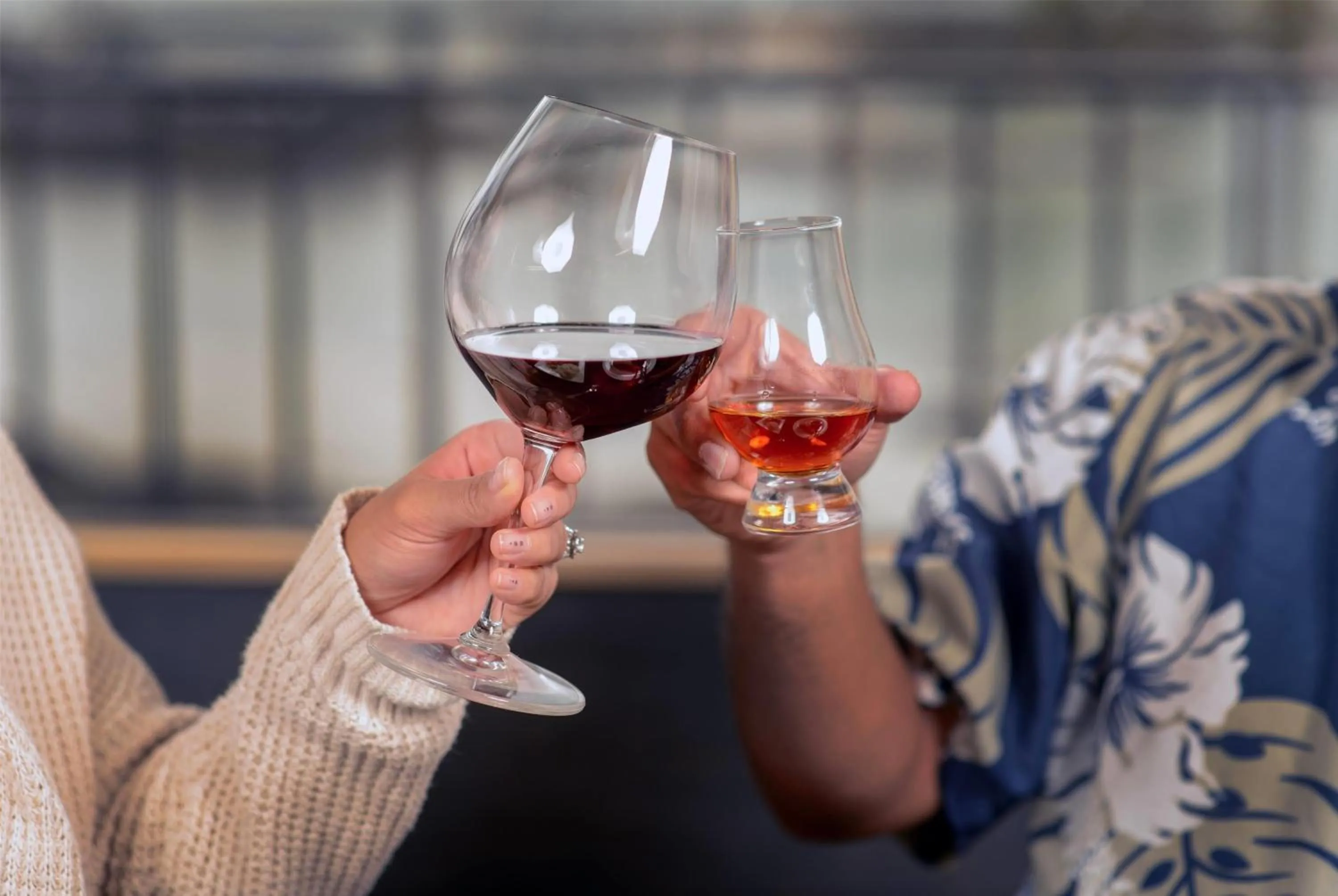 Restaurant/places to eat in Hilo Hawaiian Hotel, Trademark Collection by Wyndham