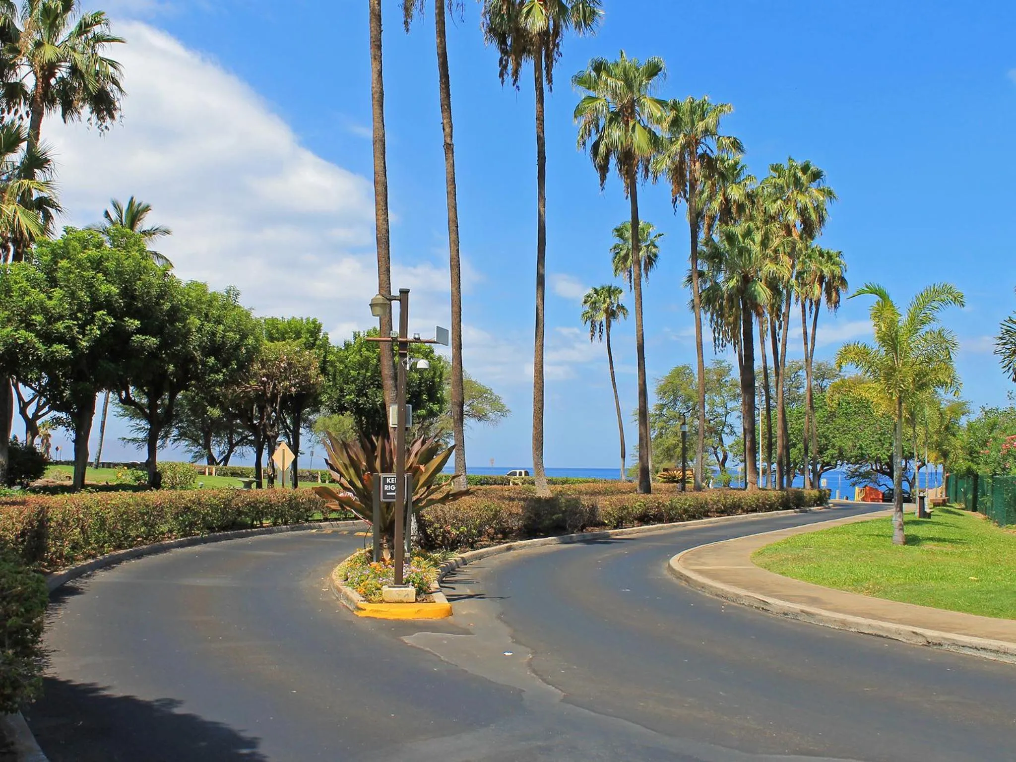 Area and facilities in Castle Kama'ole Sands