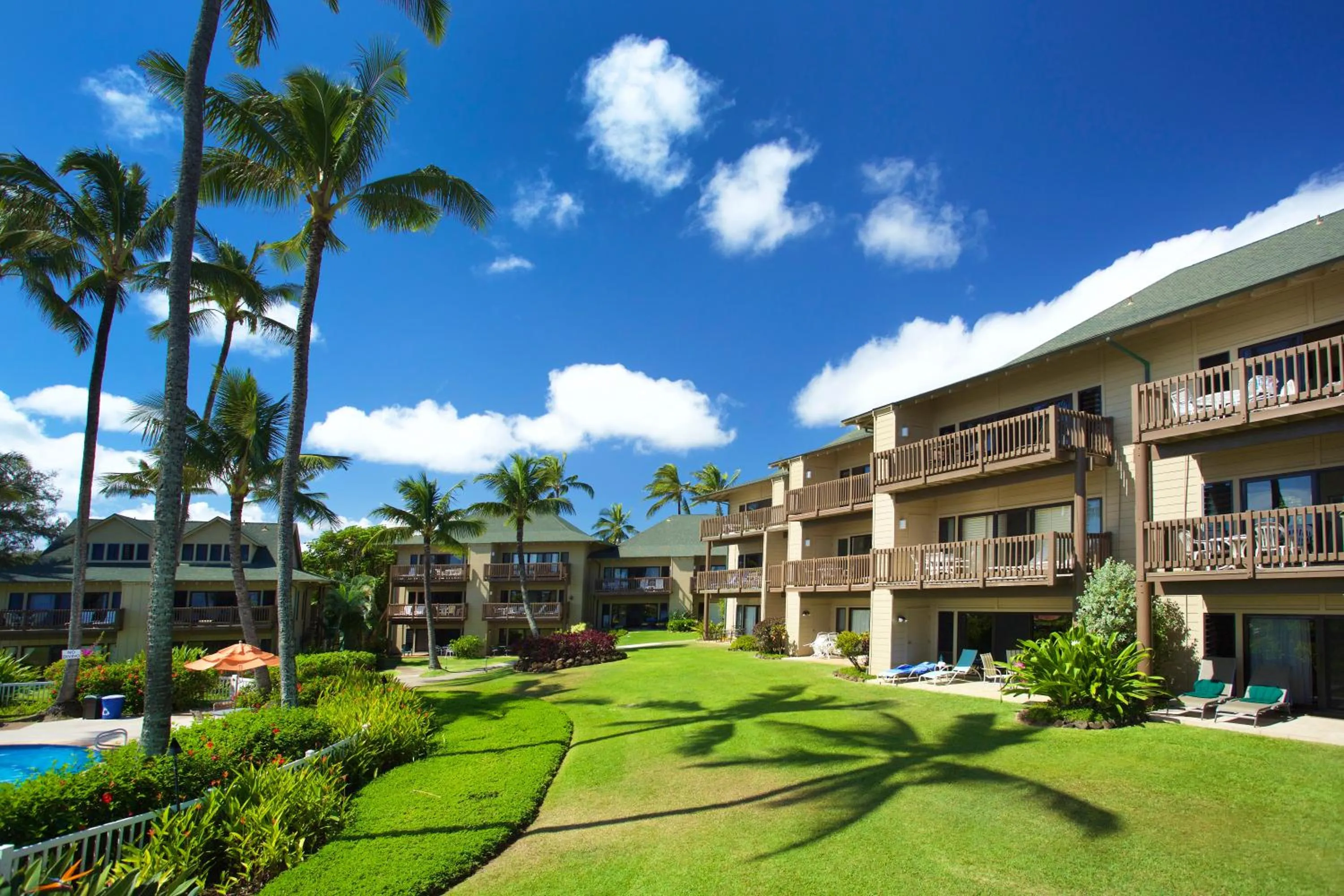 Property building in Castle Kaha Lani Resort