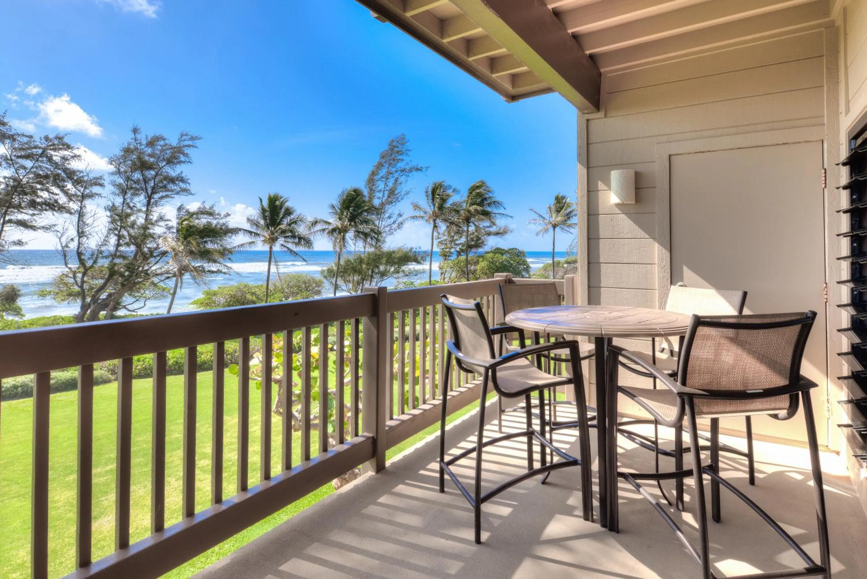 Balcony/Terrace in Castle Kaha Lani Resort