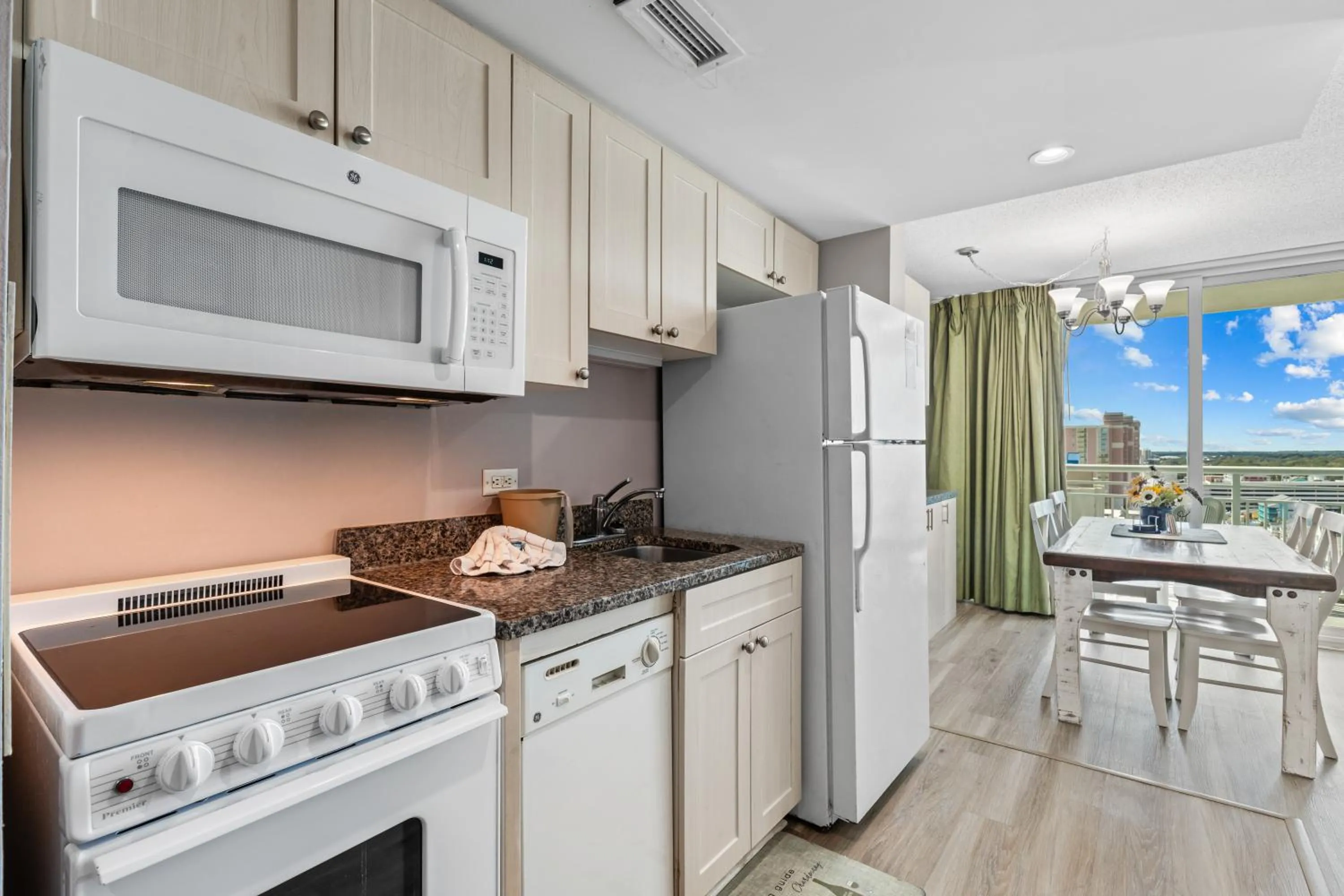 Kitchen or kitchenette in Seaside Resort