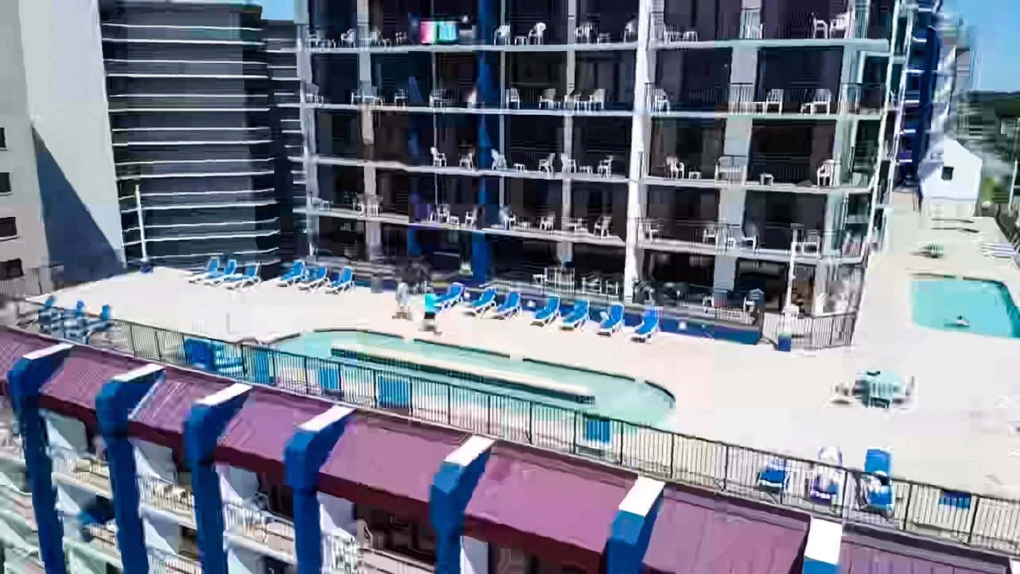 Swimming pool in Grande Shores