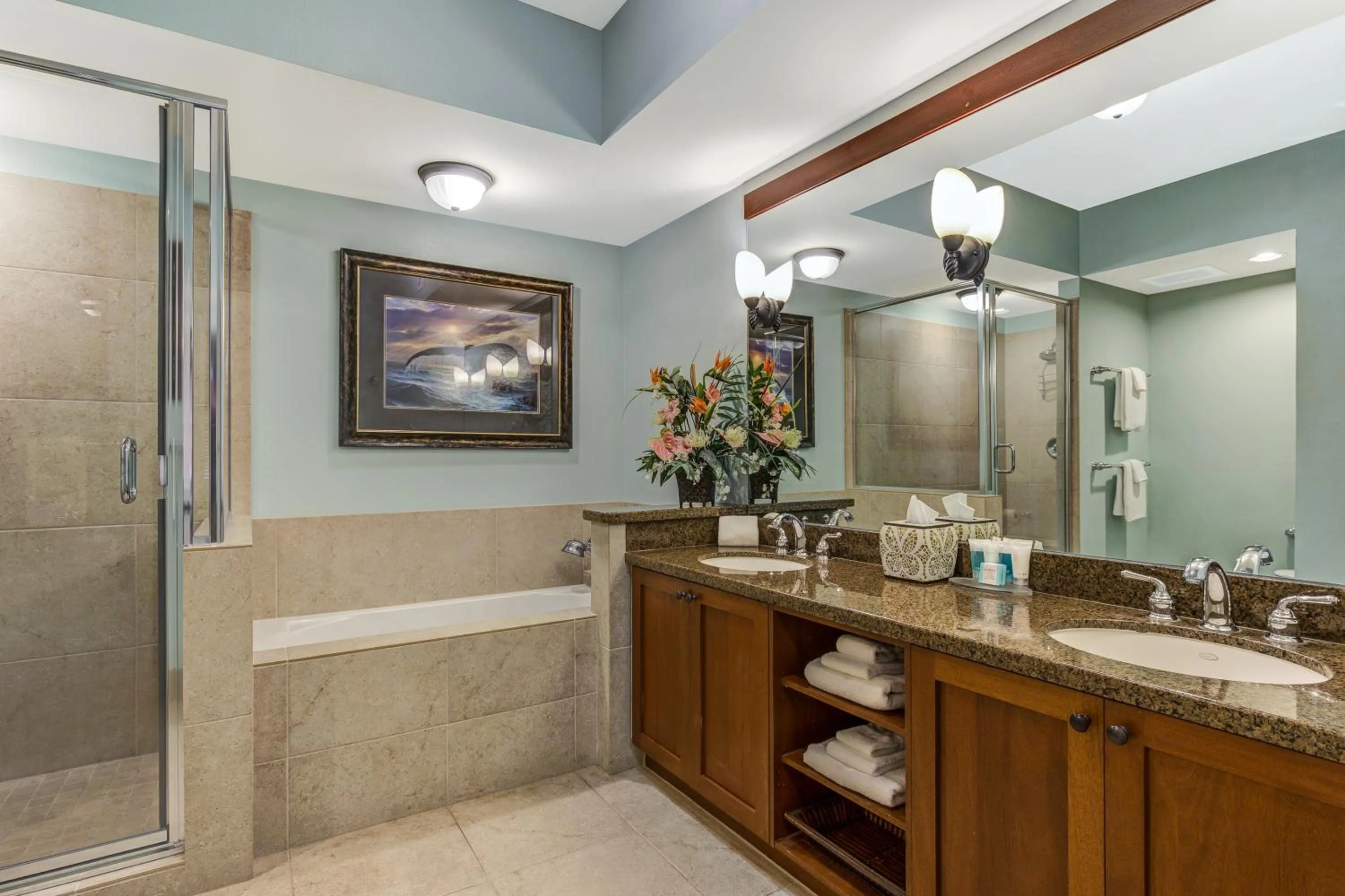 Bathroom in Castle Hali'i Kai at Waikoloa