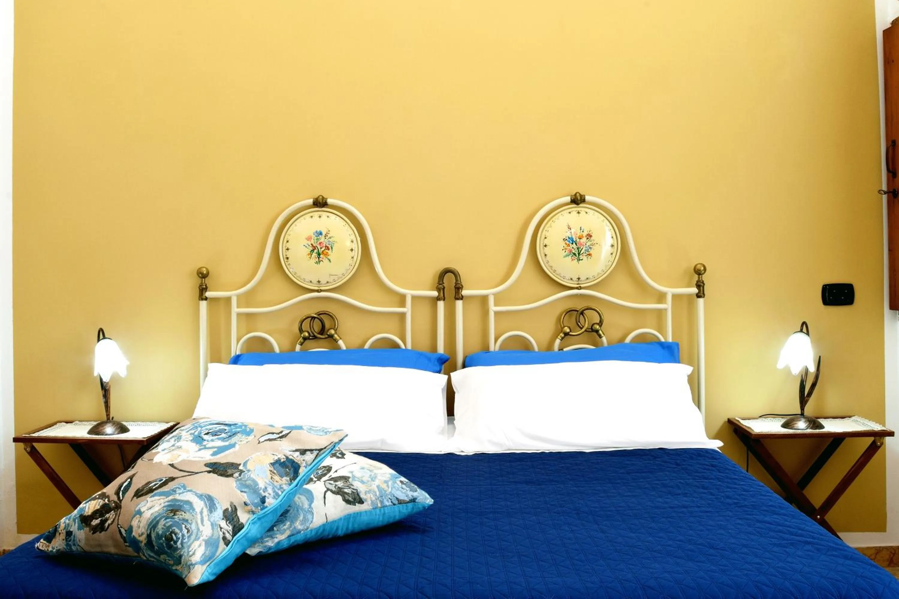 Bed in Residenza Santa Lucia B&B