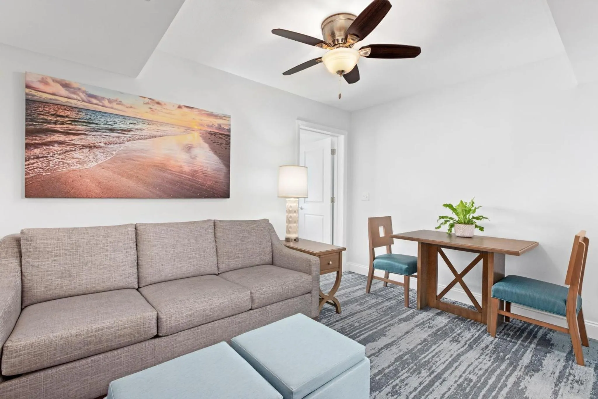 Living room in Club Wyndham Towers on the Grove