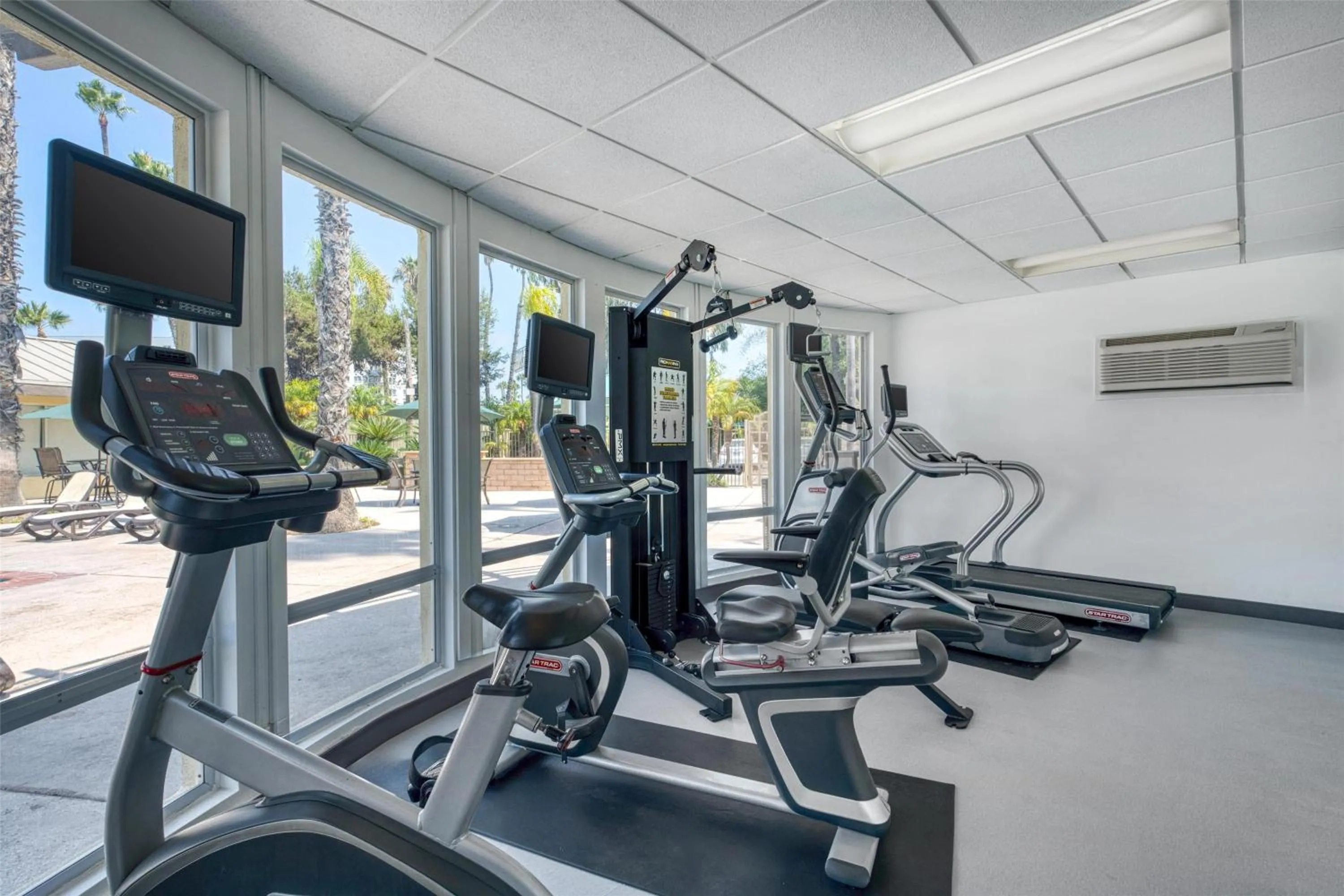 Fitness centre/facilities in Best Western Seven Seas
