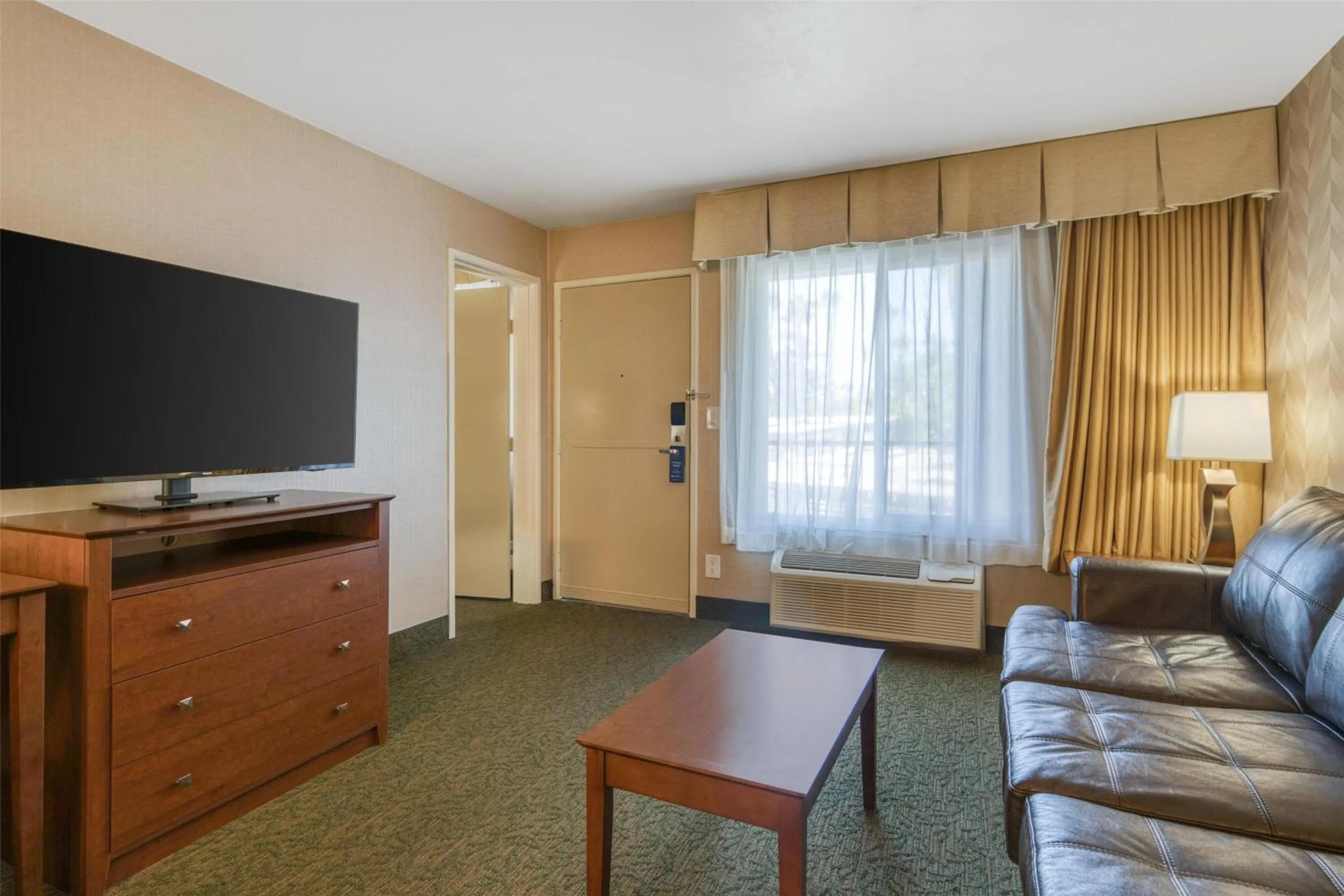 Photo of the whole room in Best Western Seven Seas