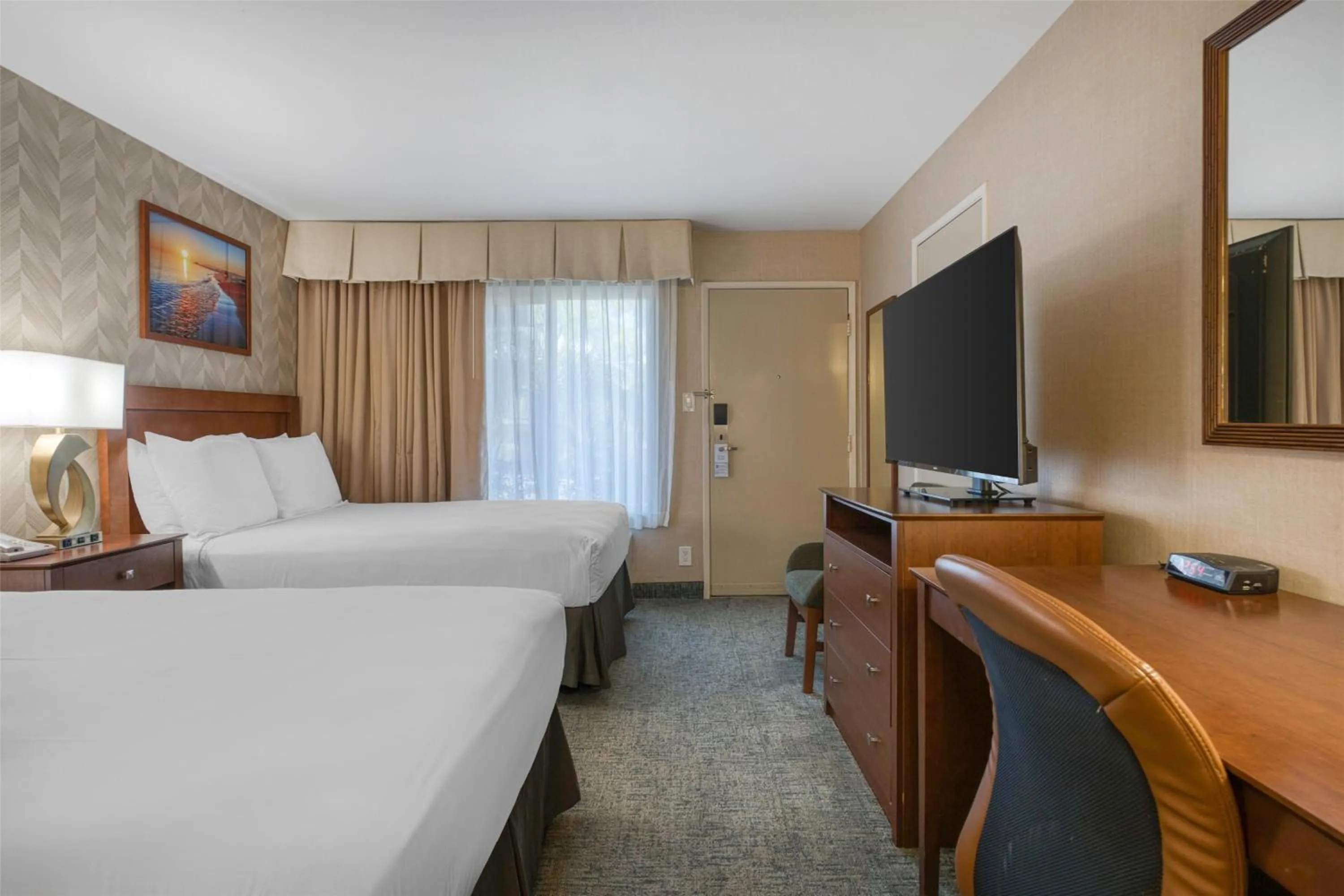 Bedroom, Bed in Best Western Seven Seas