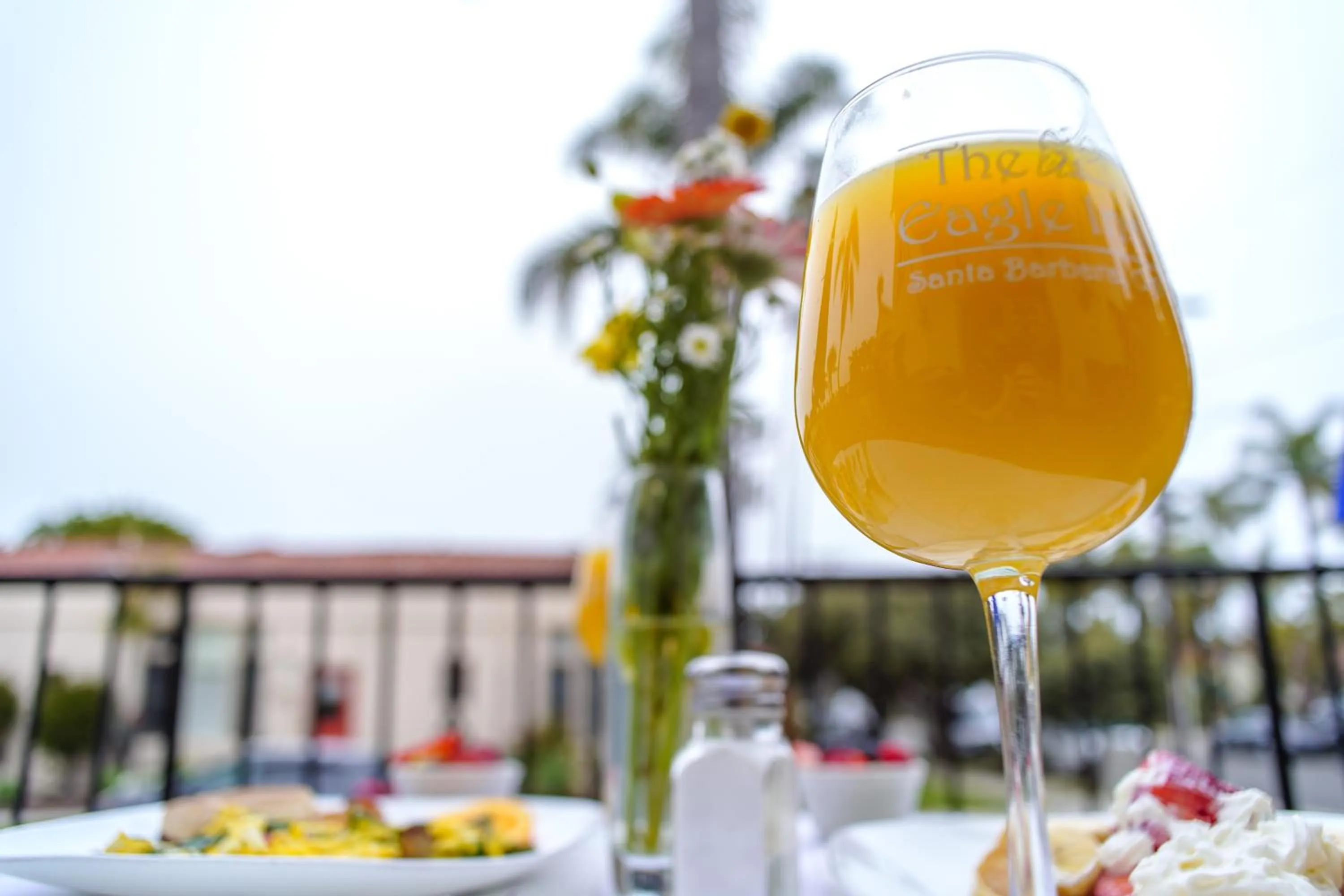 Breakfast in The Eagle Inn