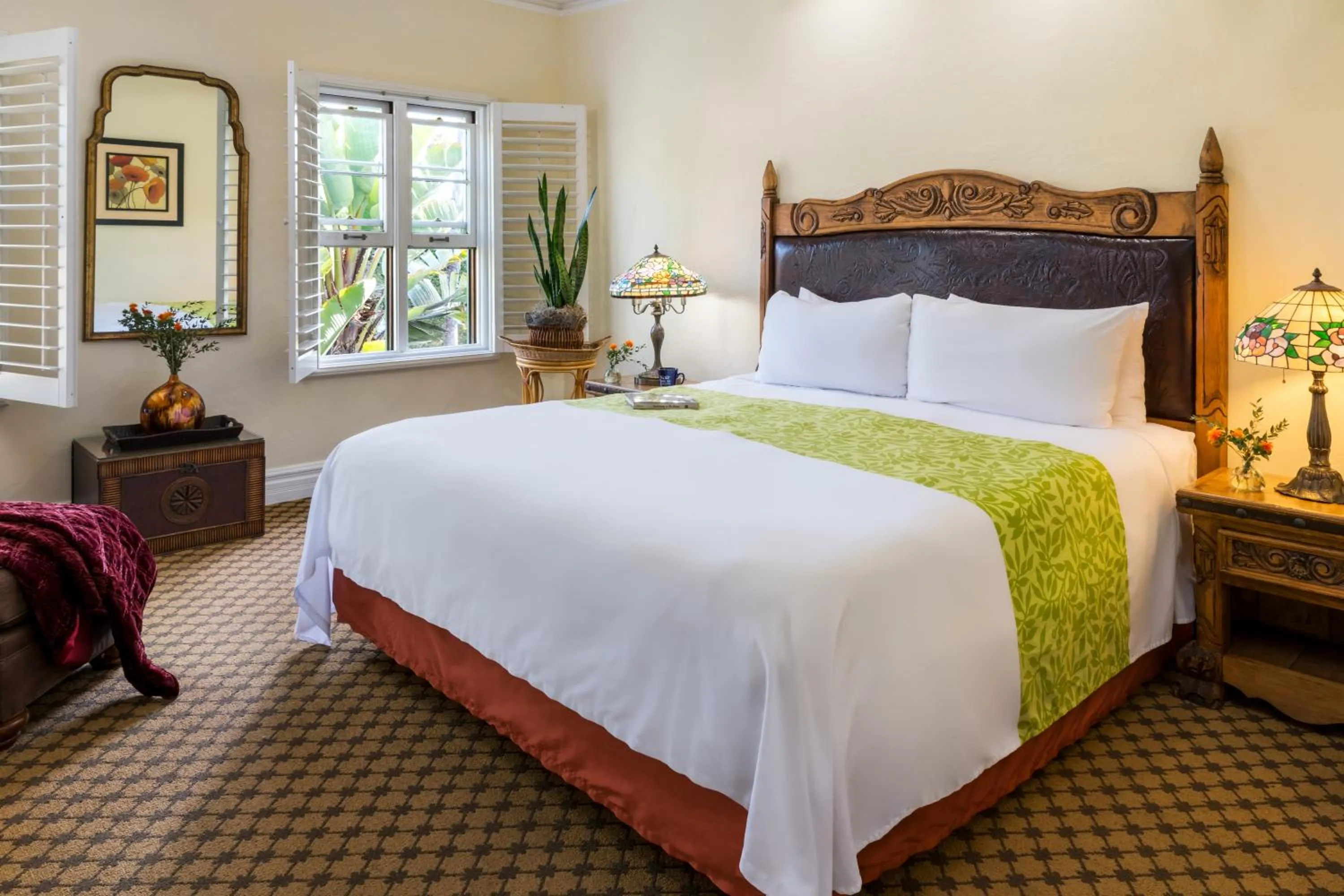 Bed in The Eagle Inn