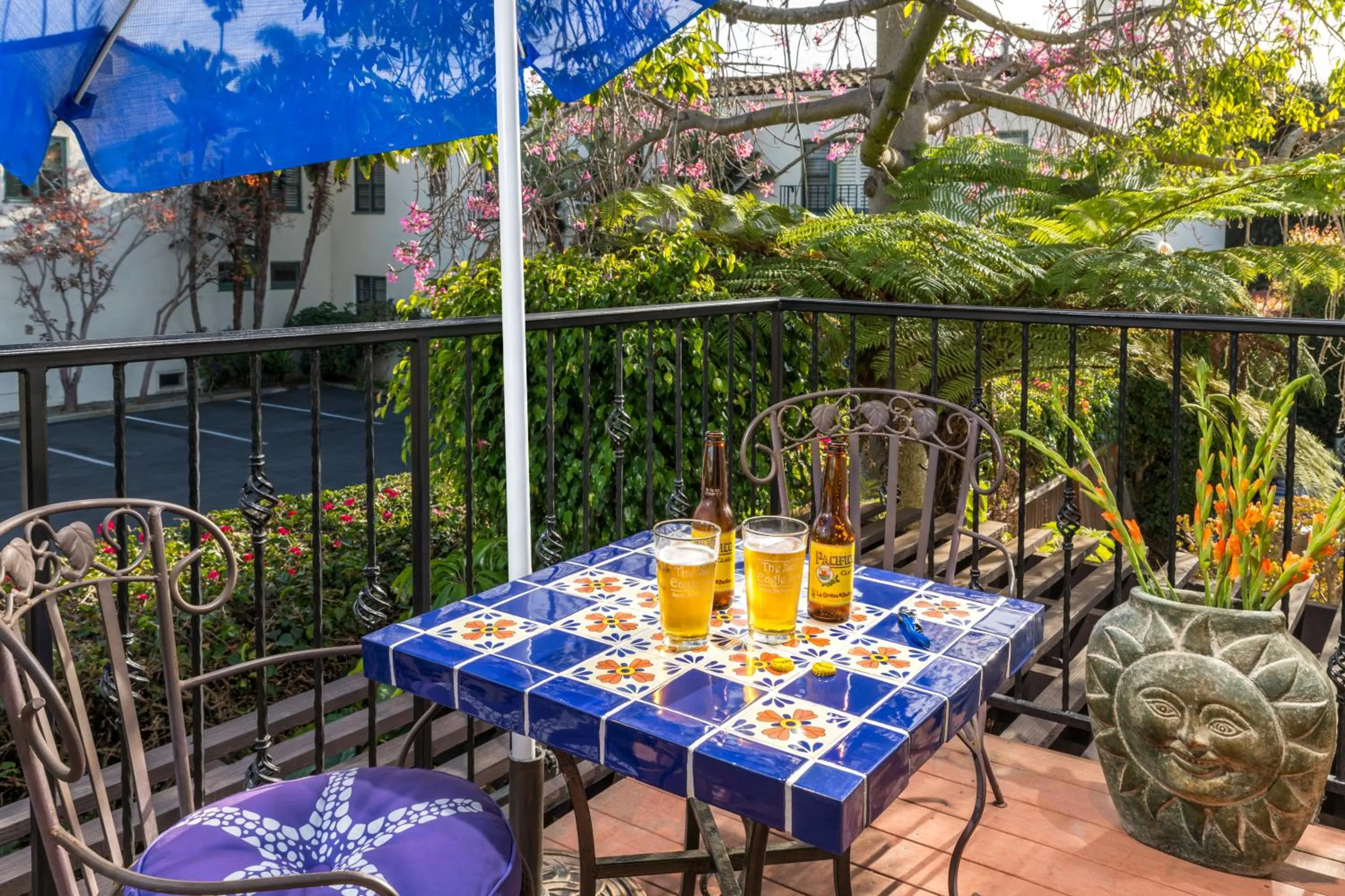 Patio in The Eagle Inn