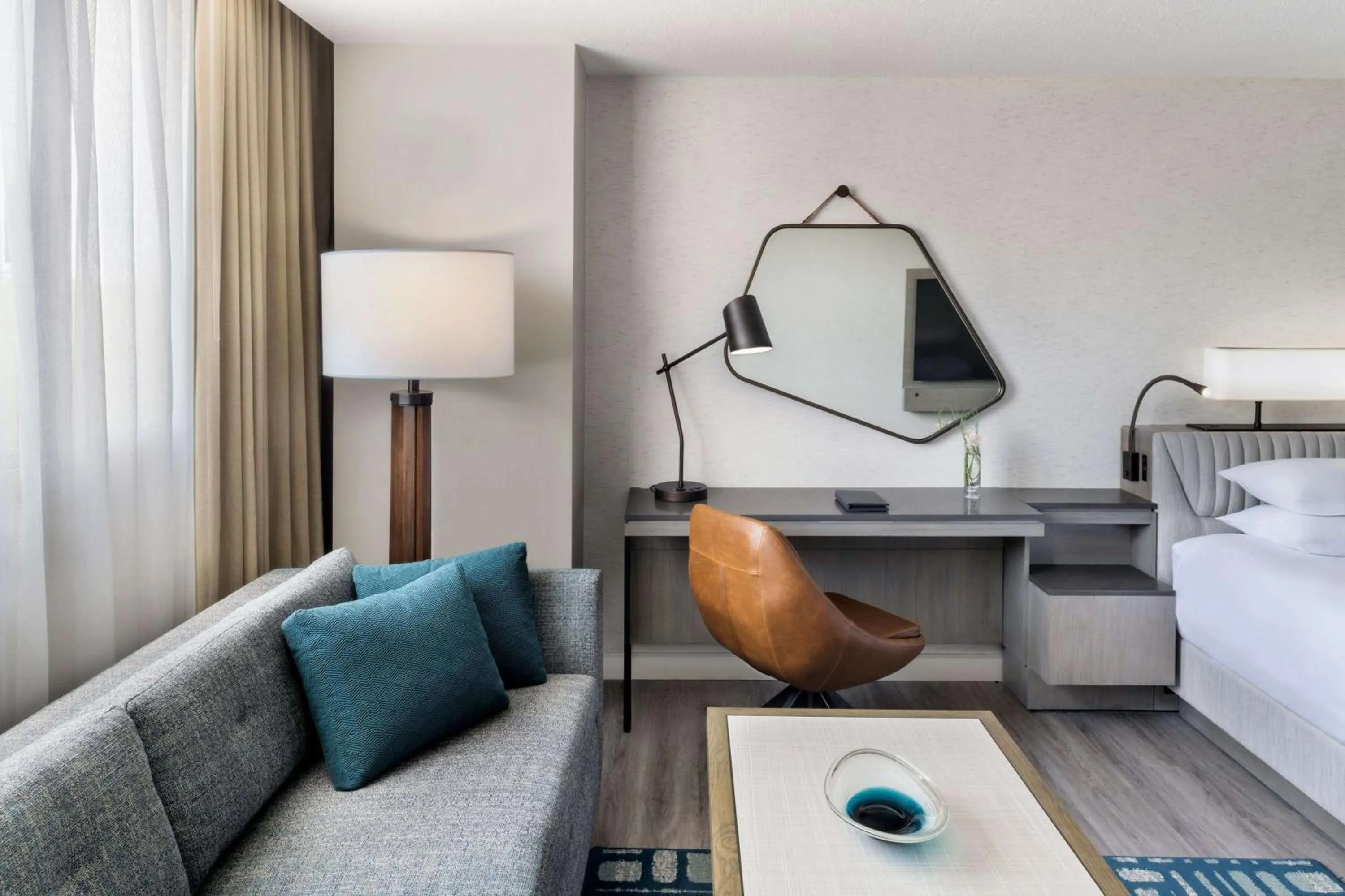 Bedroom, Bed in Hyatt Regency O'Hare Chicago