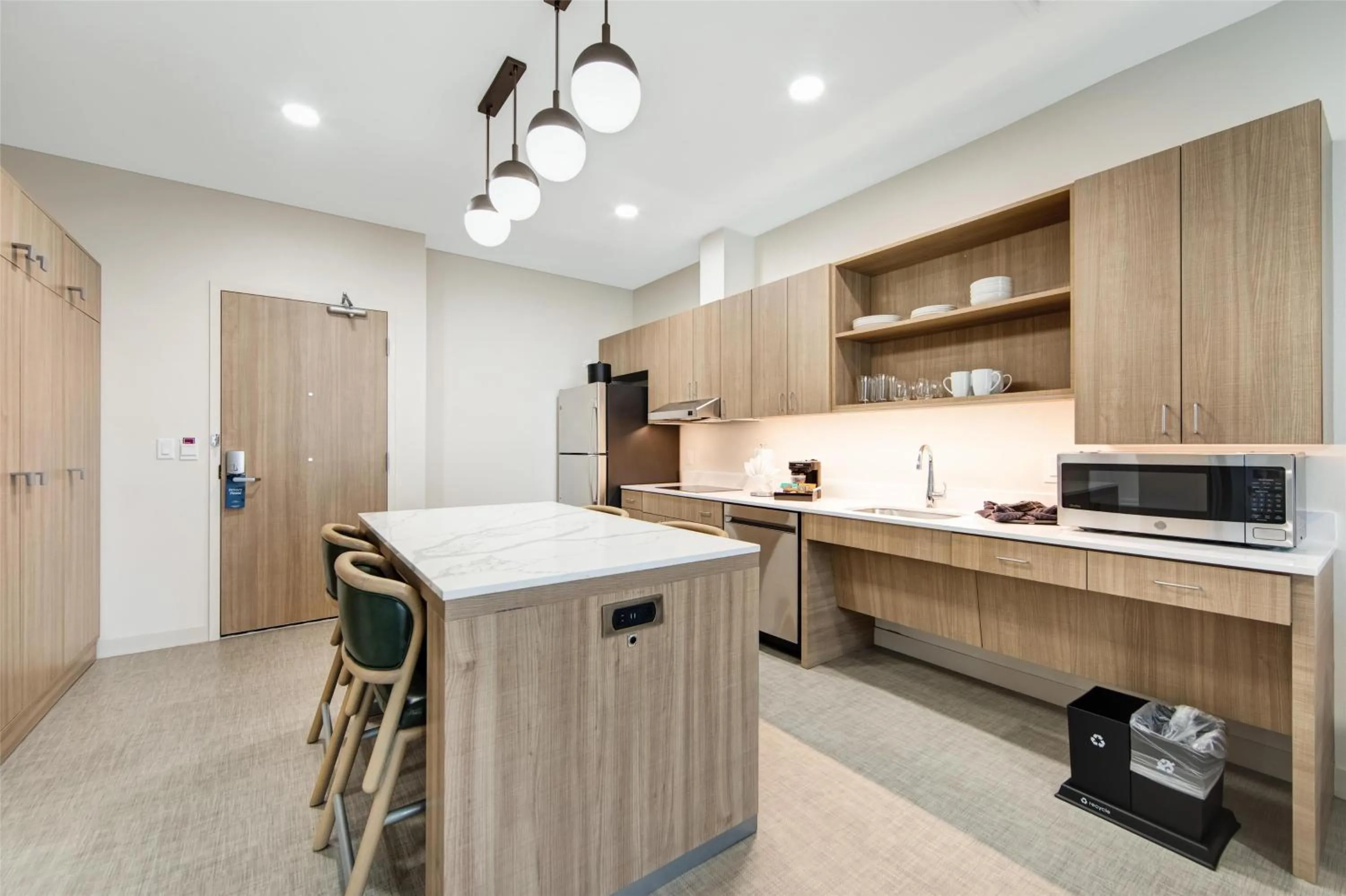 Kitchen or kitchenette in Homewood Suites by Hilton East Rutherford - Meadowlands, NJ