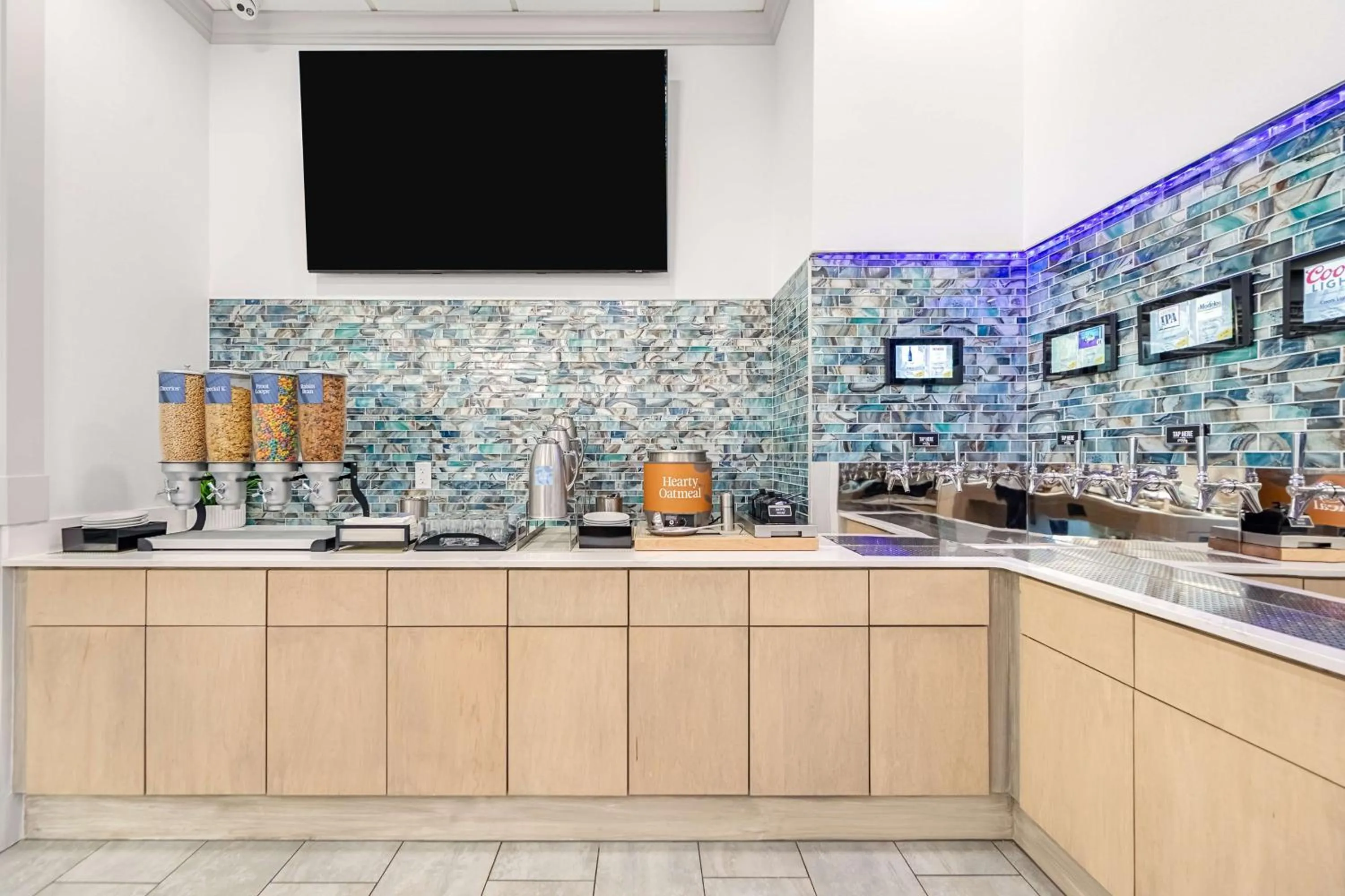 Breakfast in Homewood Suites by Hilton East Rutherford - Meadowlands, NJ