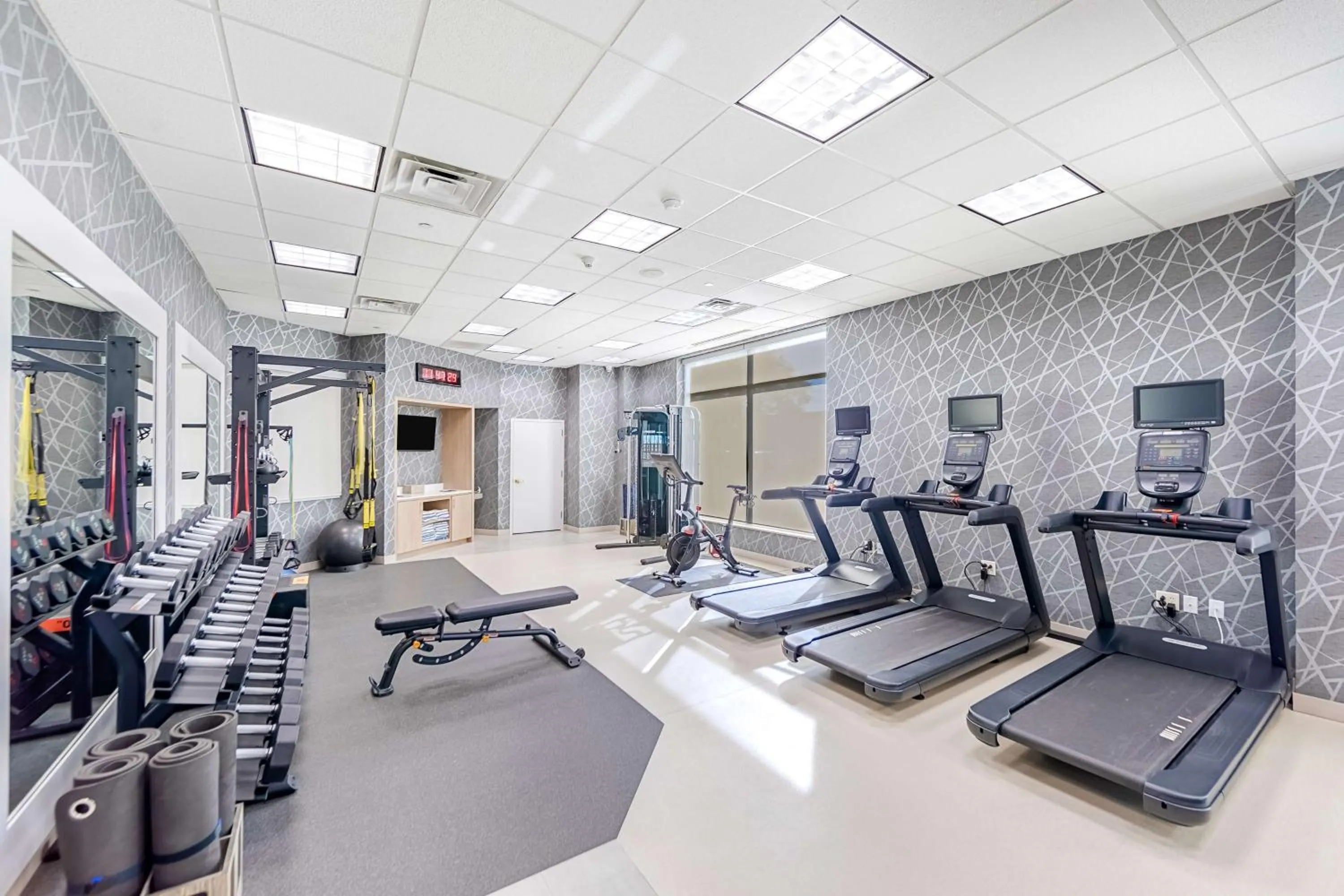 Fitness centre/facilities in Homewood Suites by Hilton East Rutherford - Meadowlands, NJ