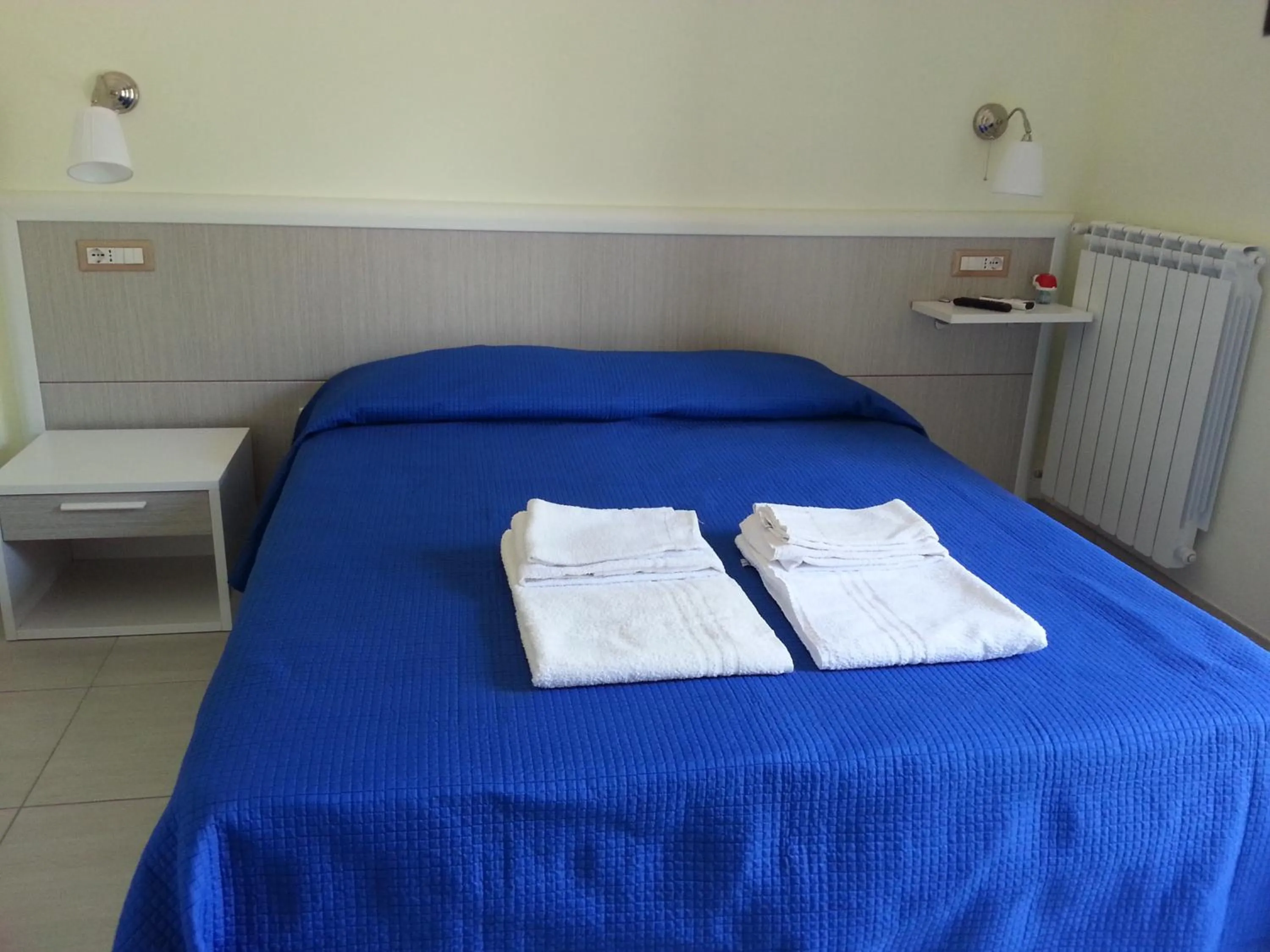 Bed in Il Girasole Formia Guesthouse rooms