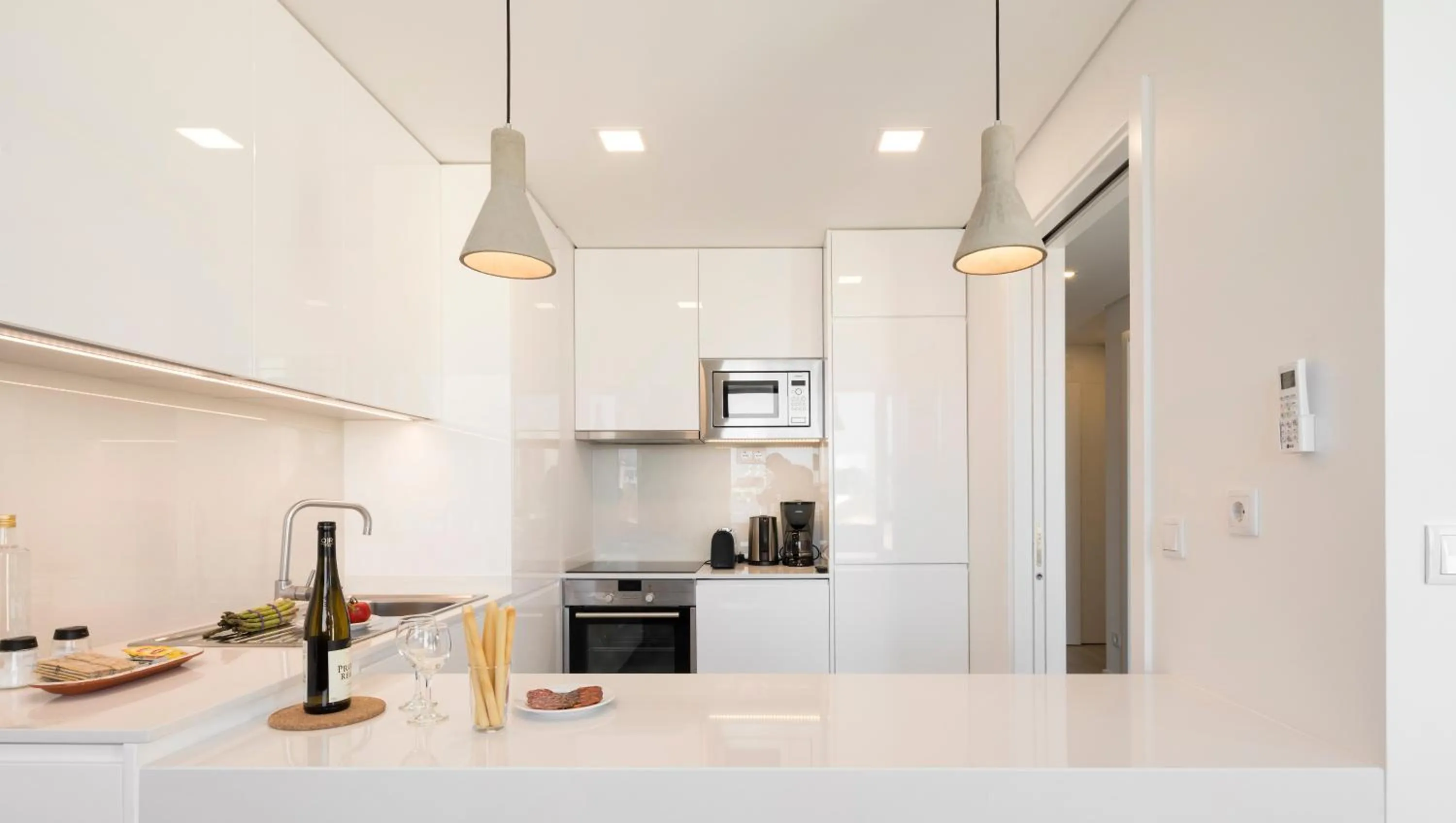 Dining area in Lisbon Serviced Apartments - Parque