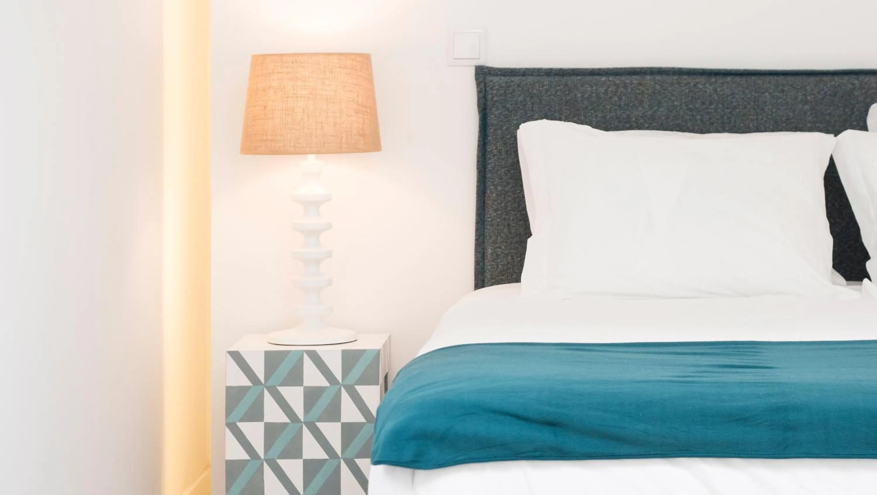 Bedroom, Bed in Lisbon Serviced Apartments - Parque