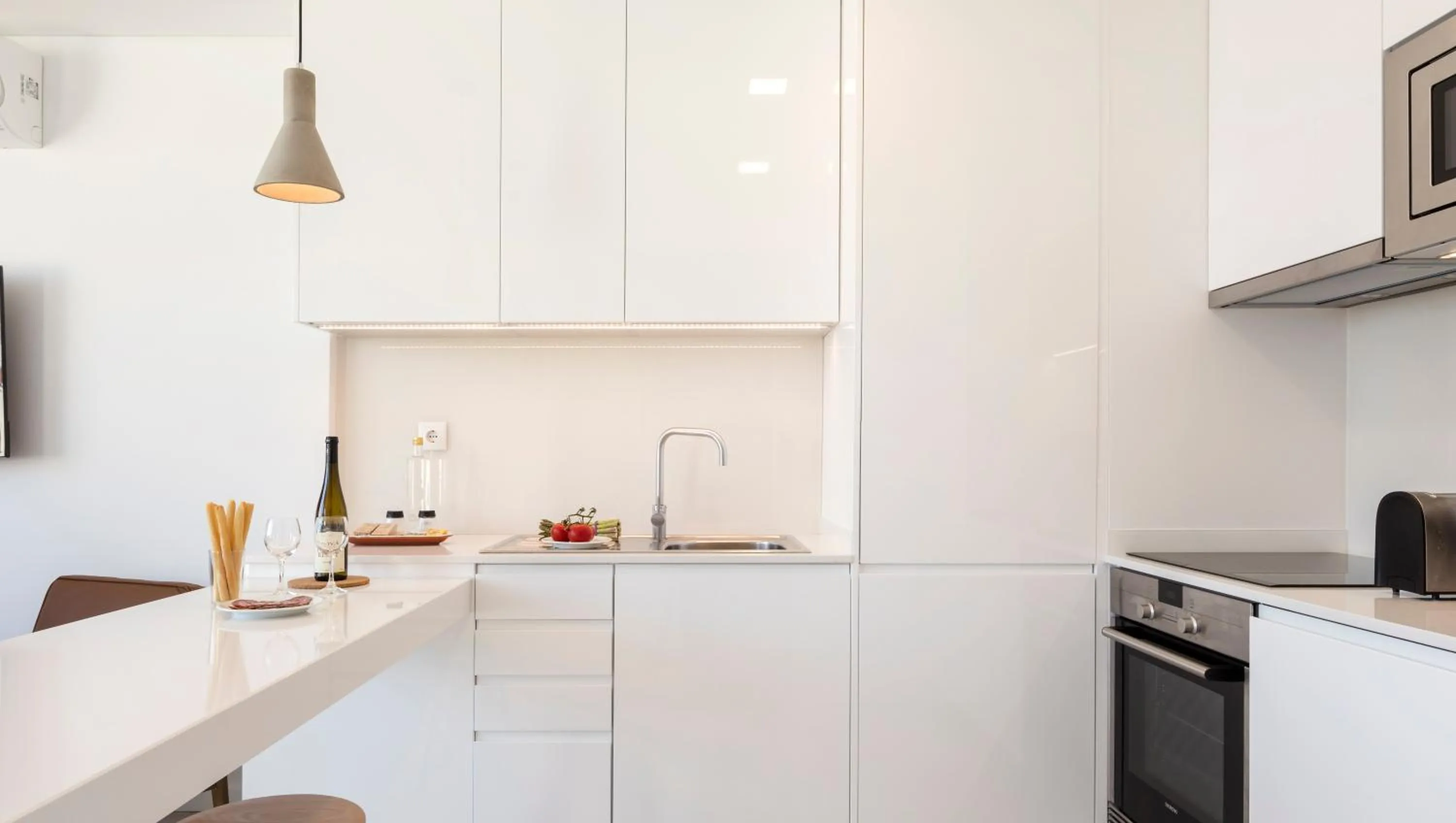 Kitchen or kitchenette in Lisbon Serviced Apartments - Parque