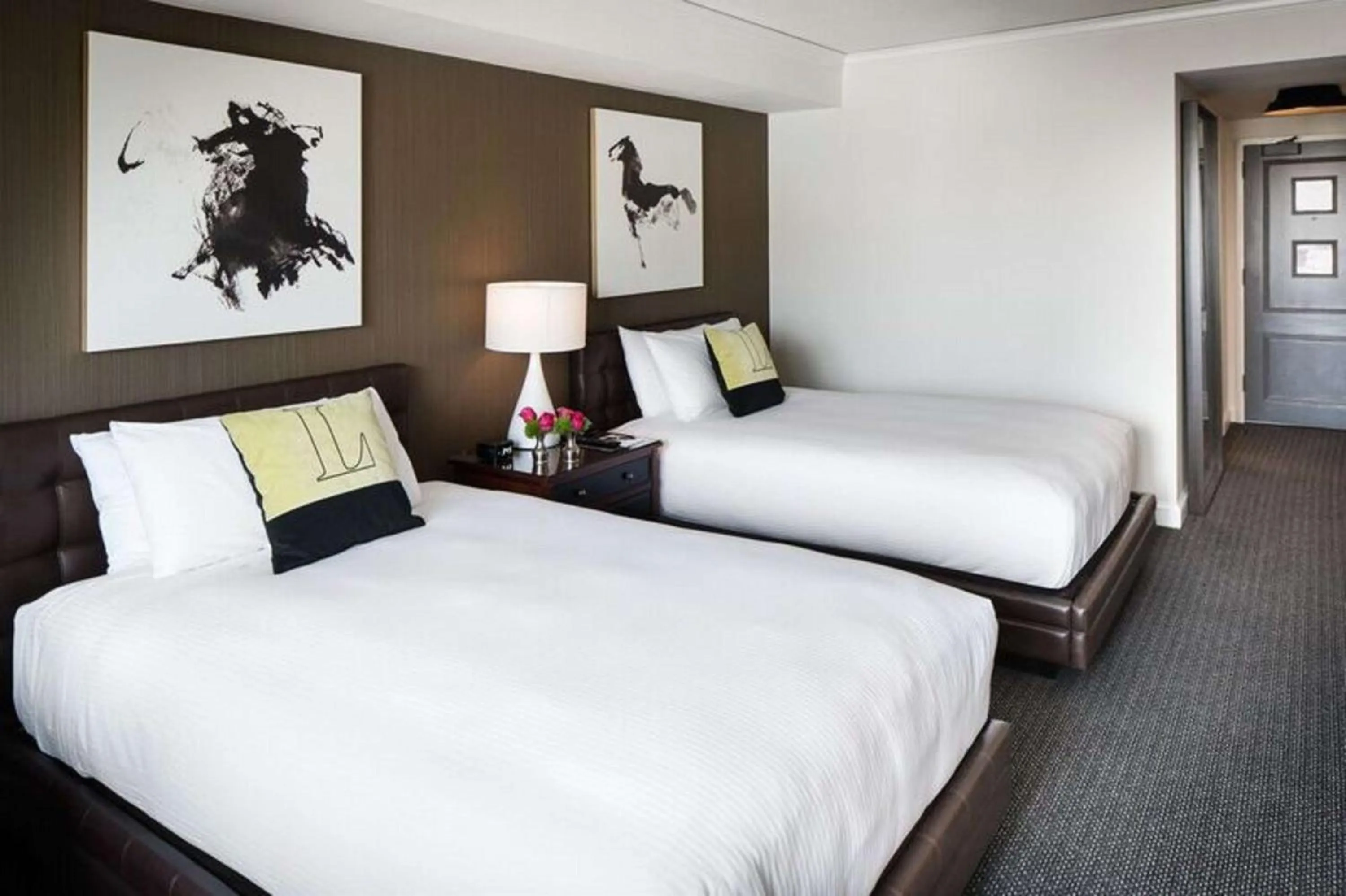 Bed in The Logan Philadelphia, Curio Collection by Hilton