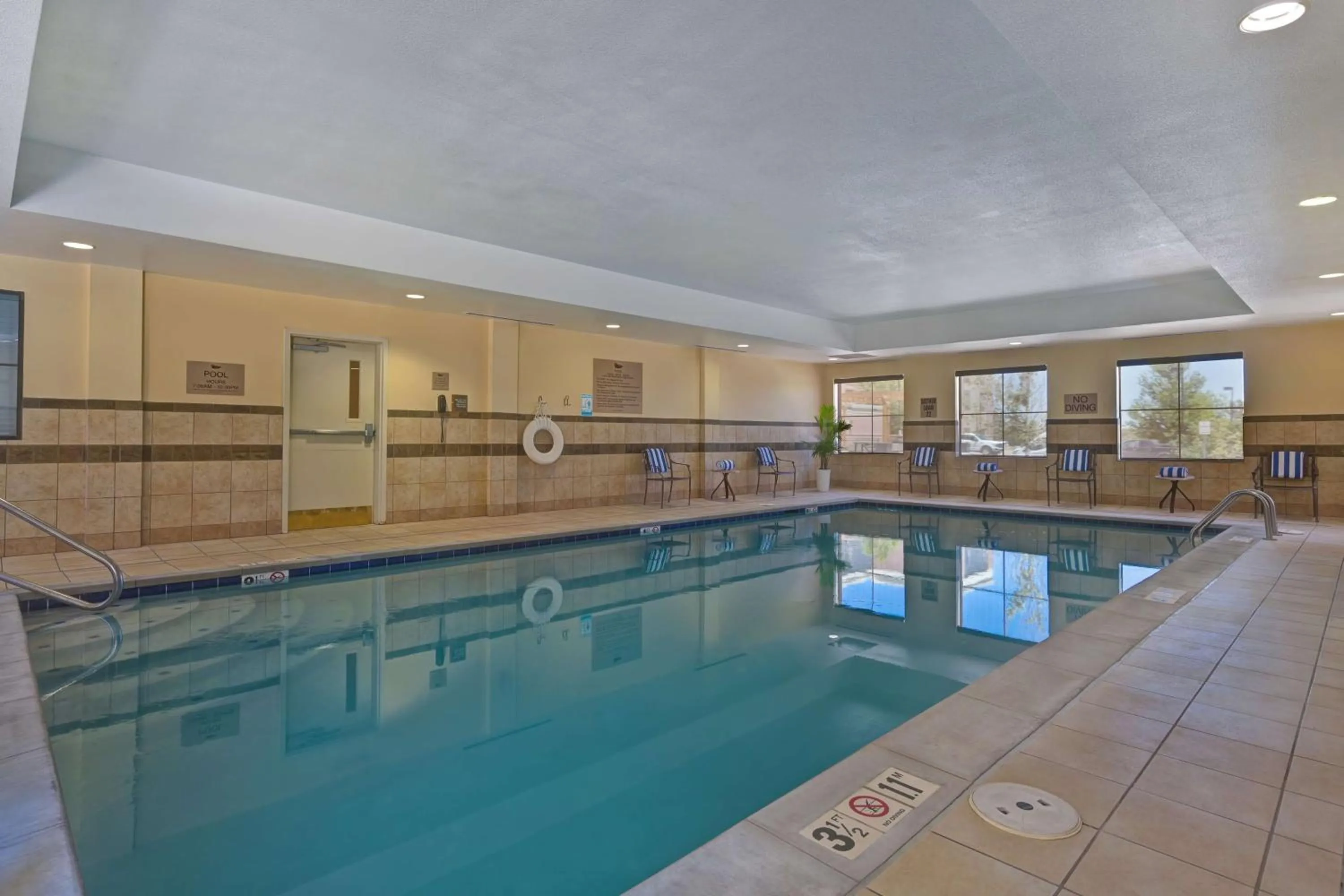 Swimming pool in Homewood Suites by Hilton Denver Tech Center