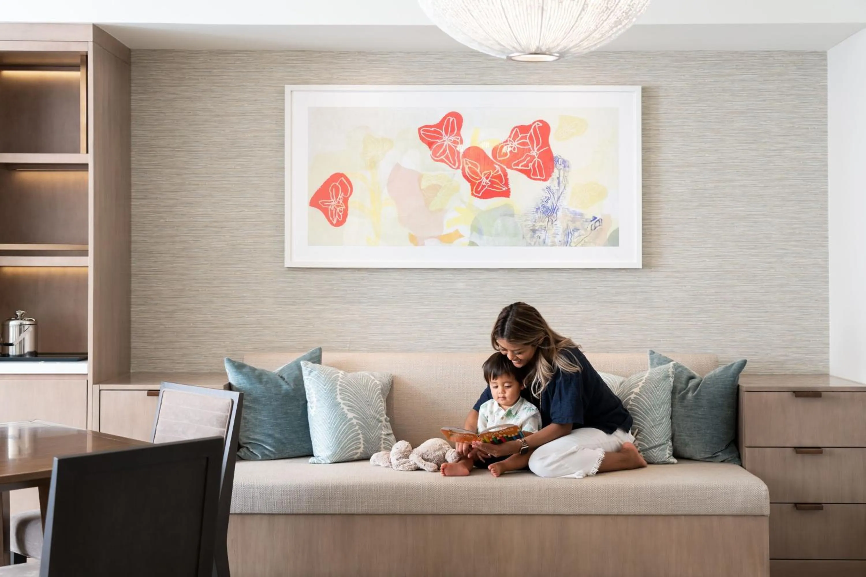Photo of the whole room in Sheraton Waikiki Beach Resort