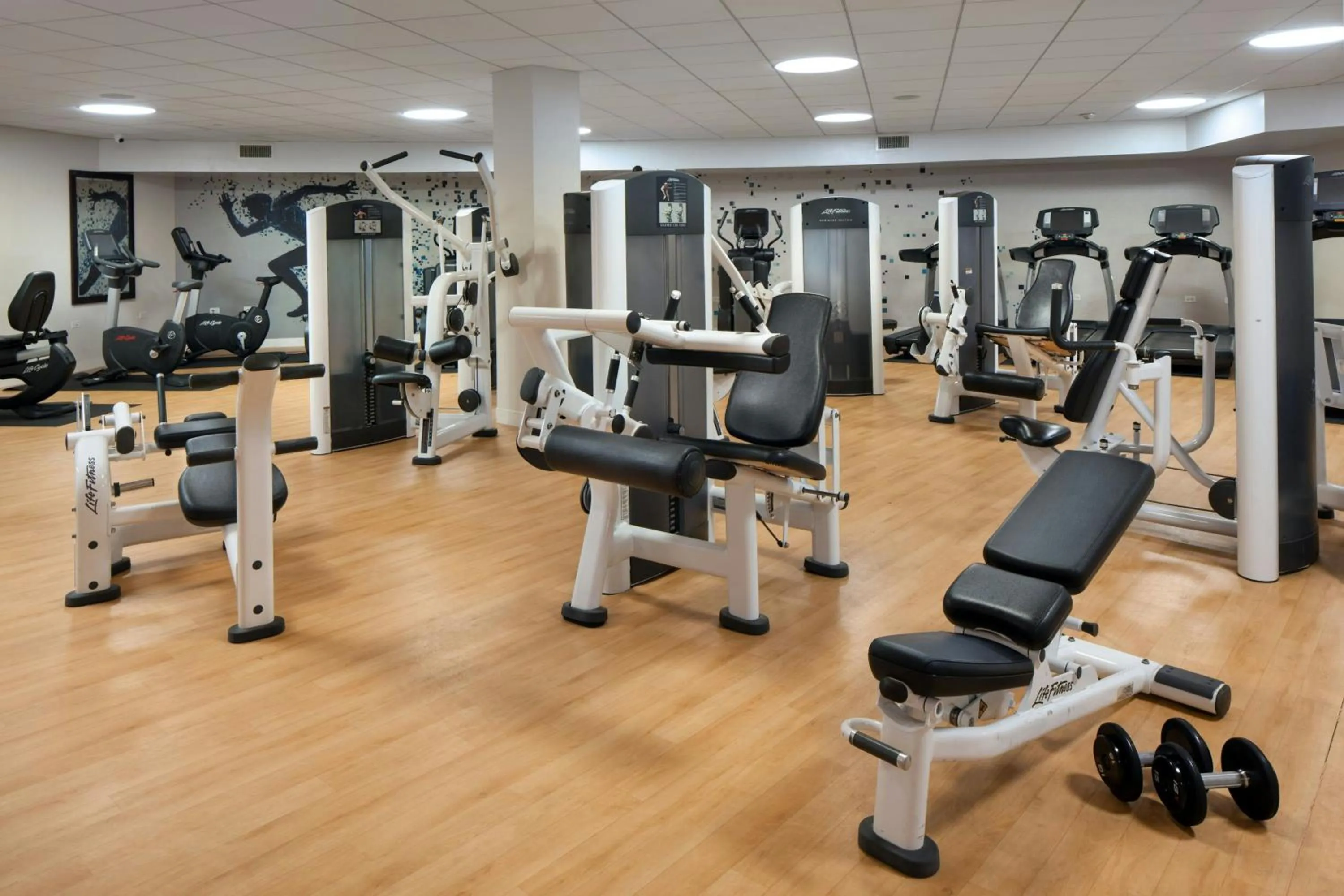 Fitness centre/facilities in Sheraton Waikiki Beach Resort