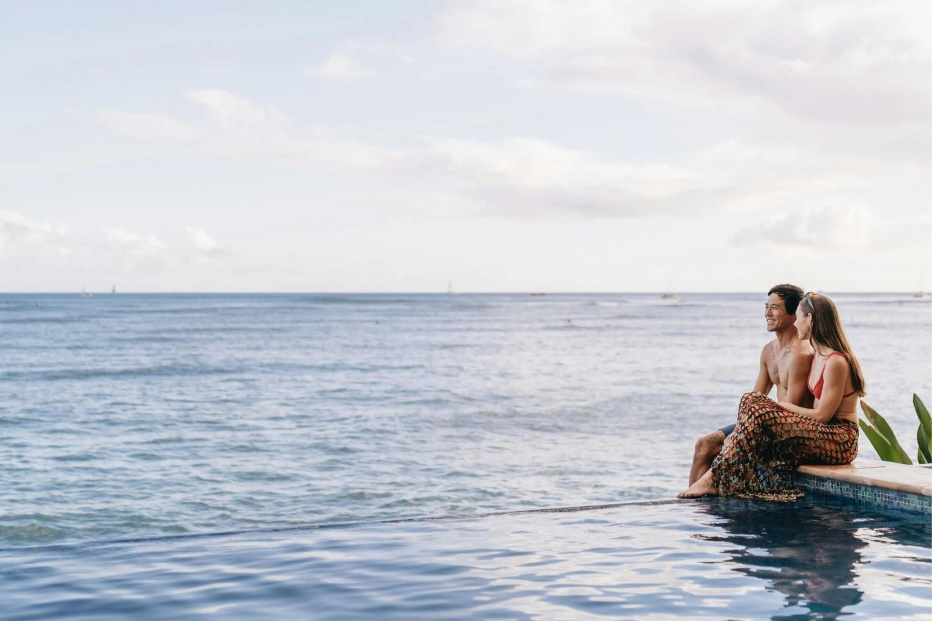 Swimming pool in Sheraton Waikiki Beach Resort