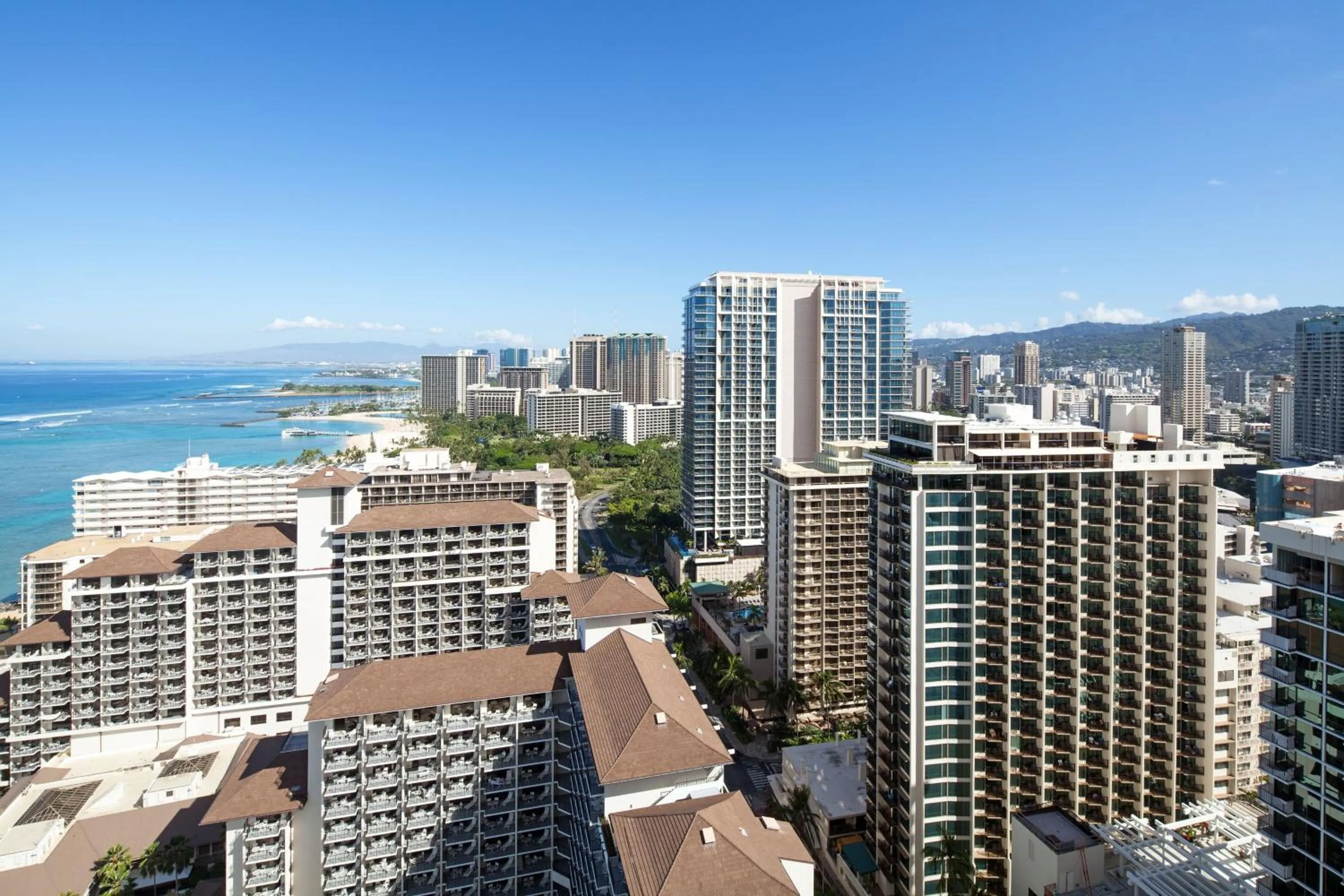 Photo of the whole room in Sheraton Waikiki Beach Resort