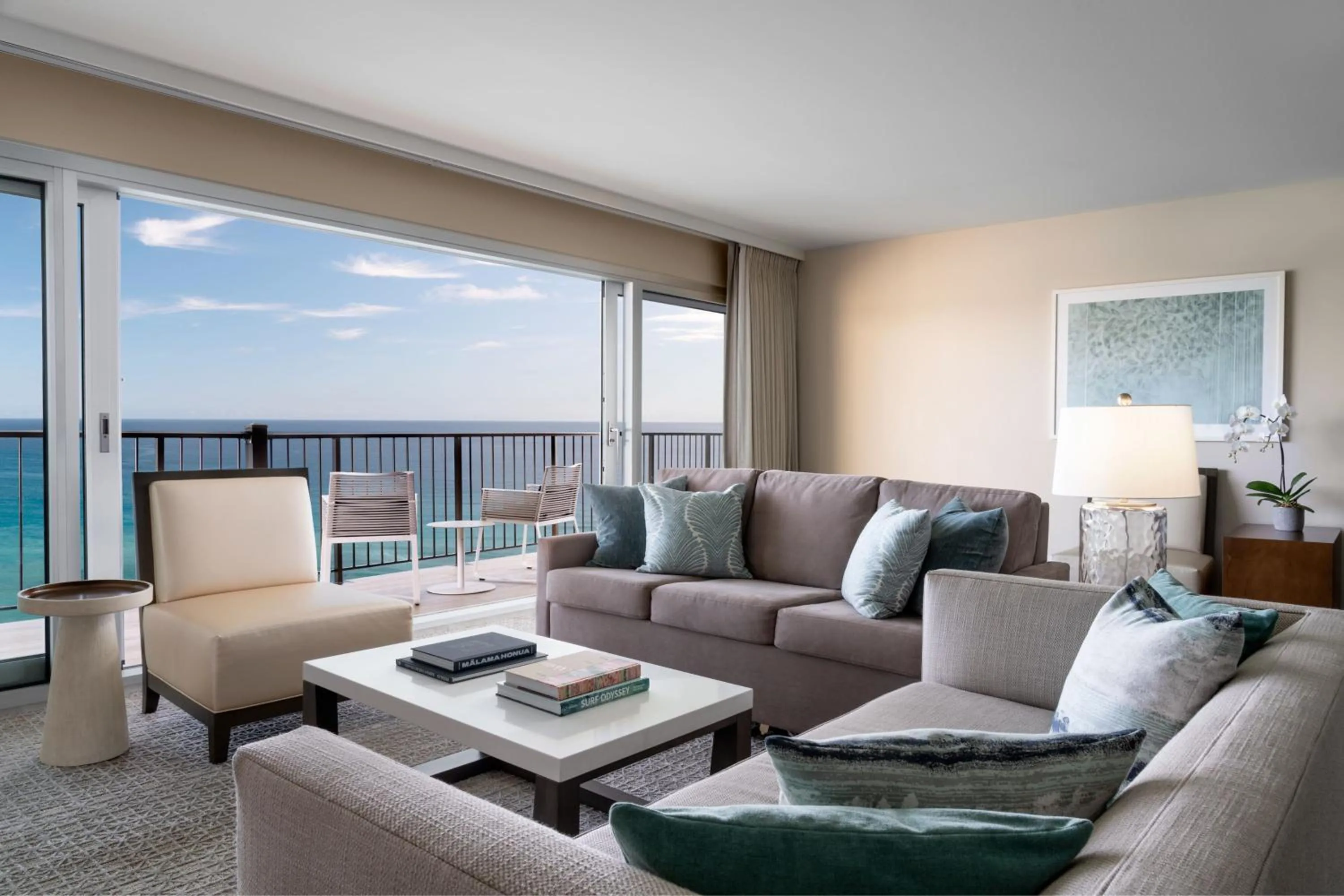 Living room in Sheraton Waikiki Beach Resort