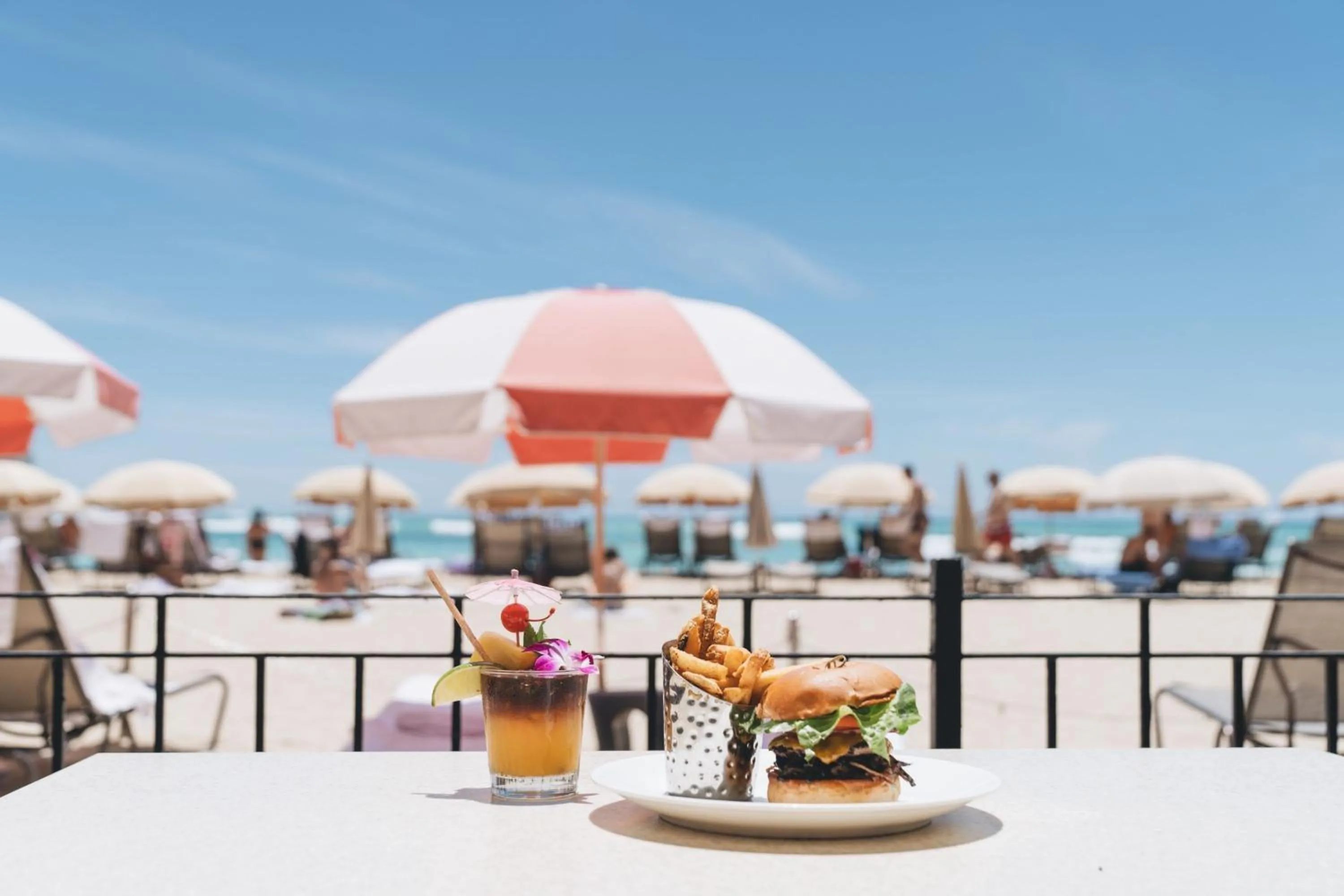 Restaurant/places to eat in The Royal Hawaiian, A Luxury Collection Resort, Waikiki