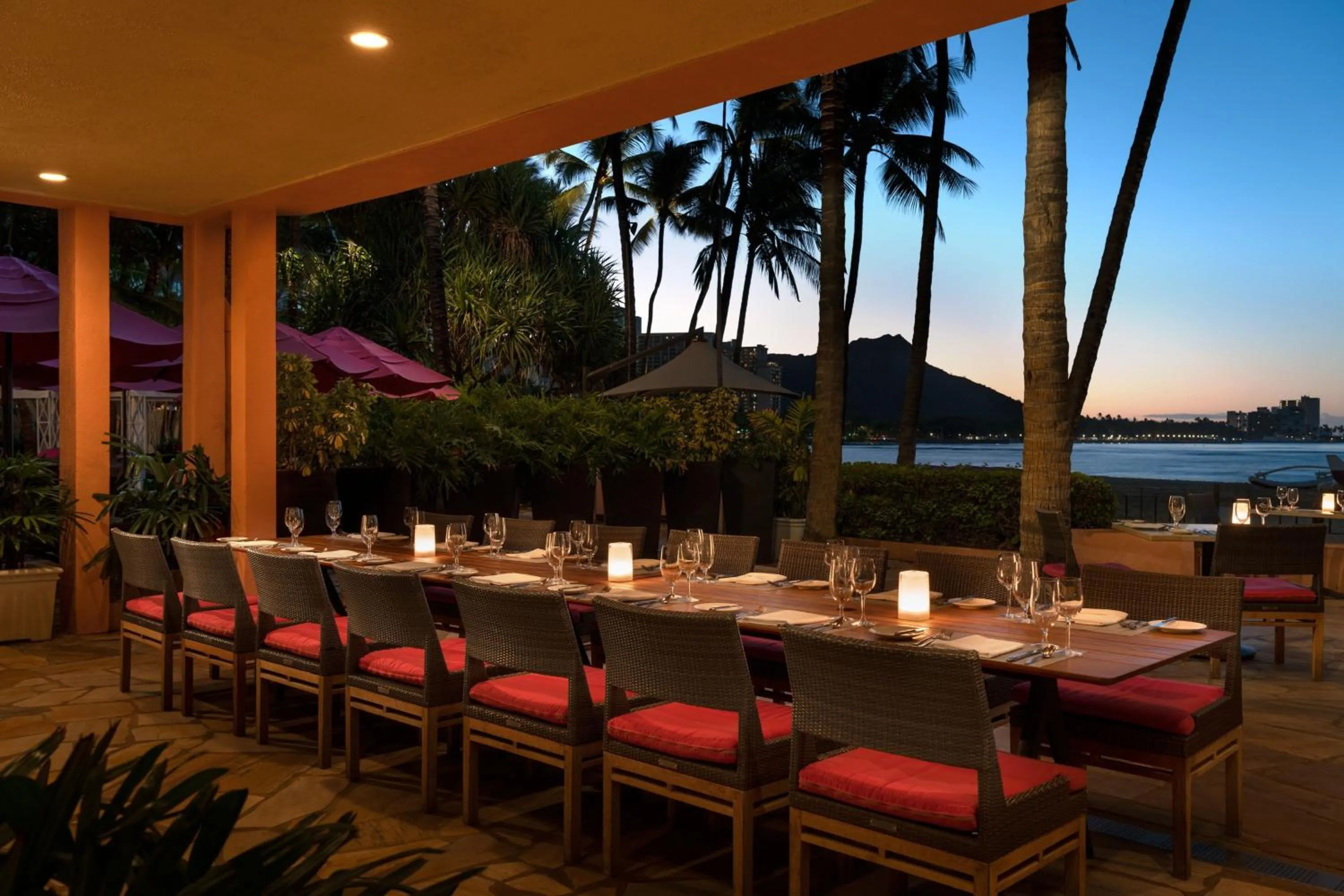 Restaurant/places to eat in The Royal Hawaiian, A Luxury Collection Resort, Waikiki