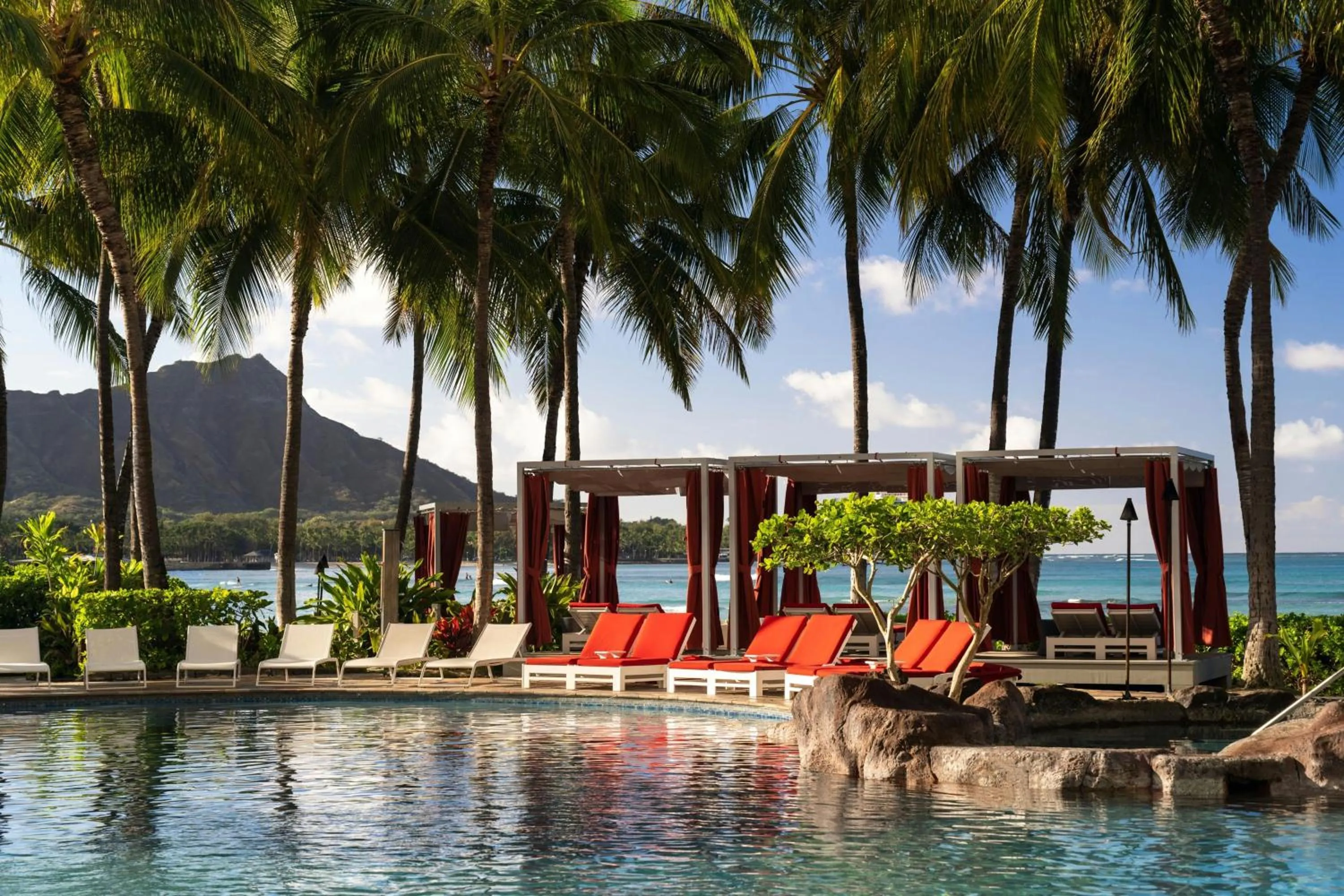 Swimming pool in The Royal Hawaiian, A Luxury Collection Resort, Waikiki