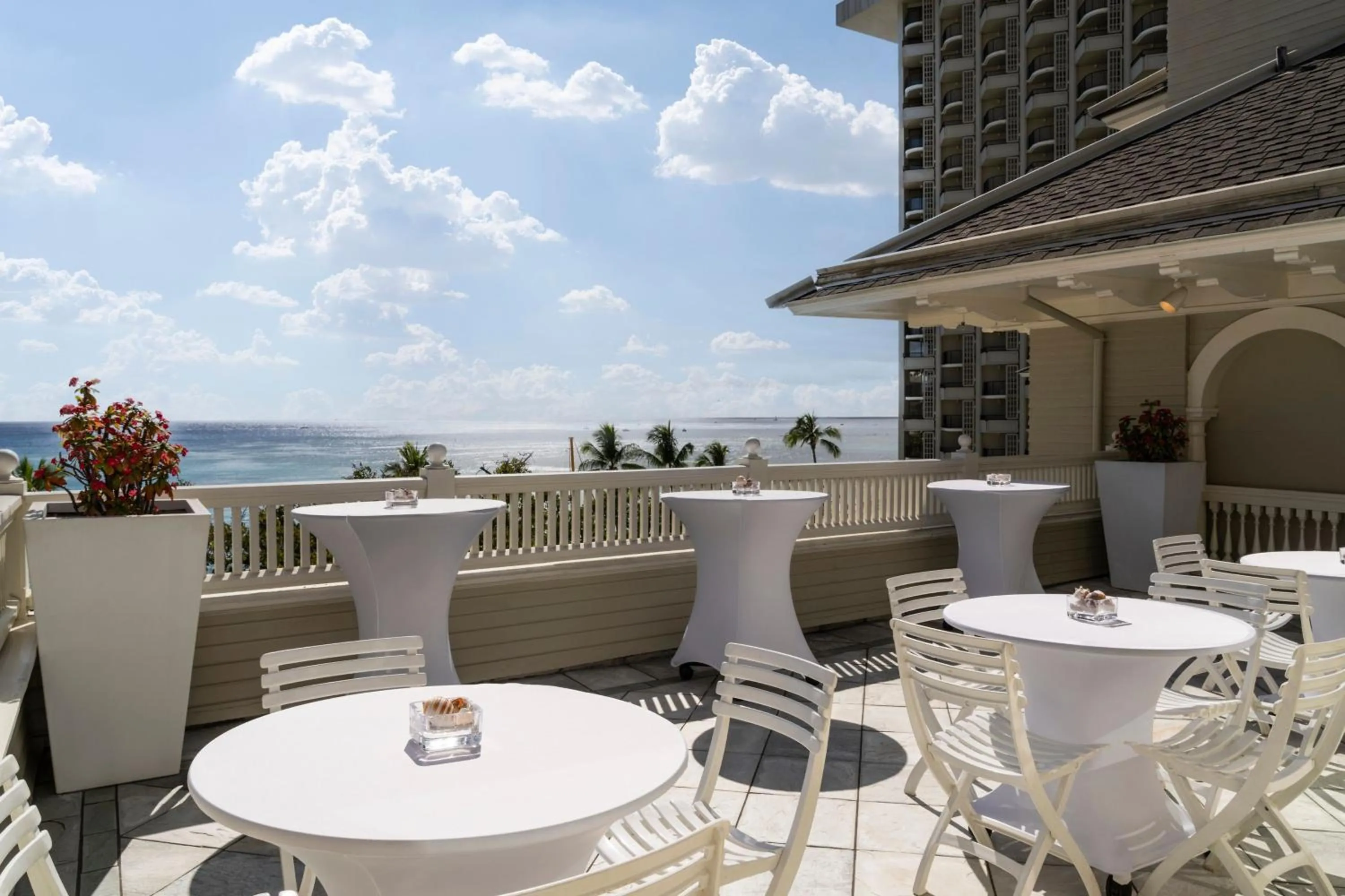 Lobby or reception in Moana Surfrider, A Westin Resort & Spa, Waikiki Beach