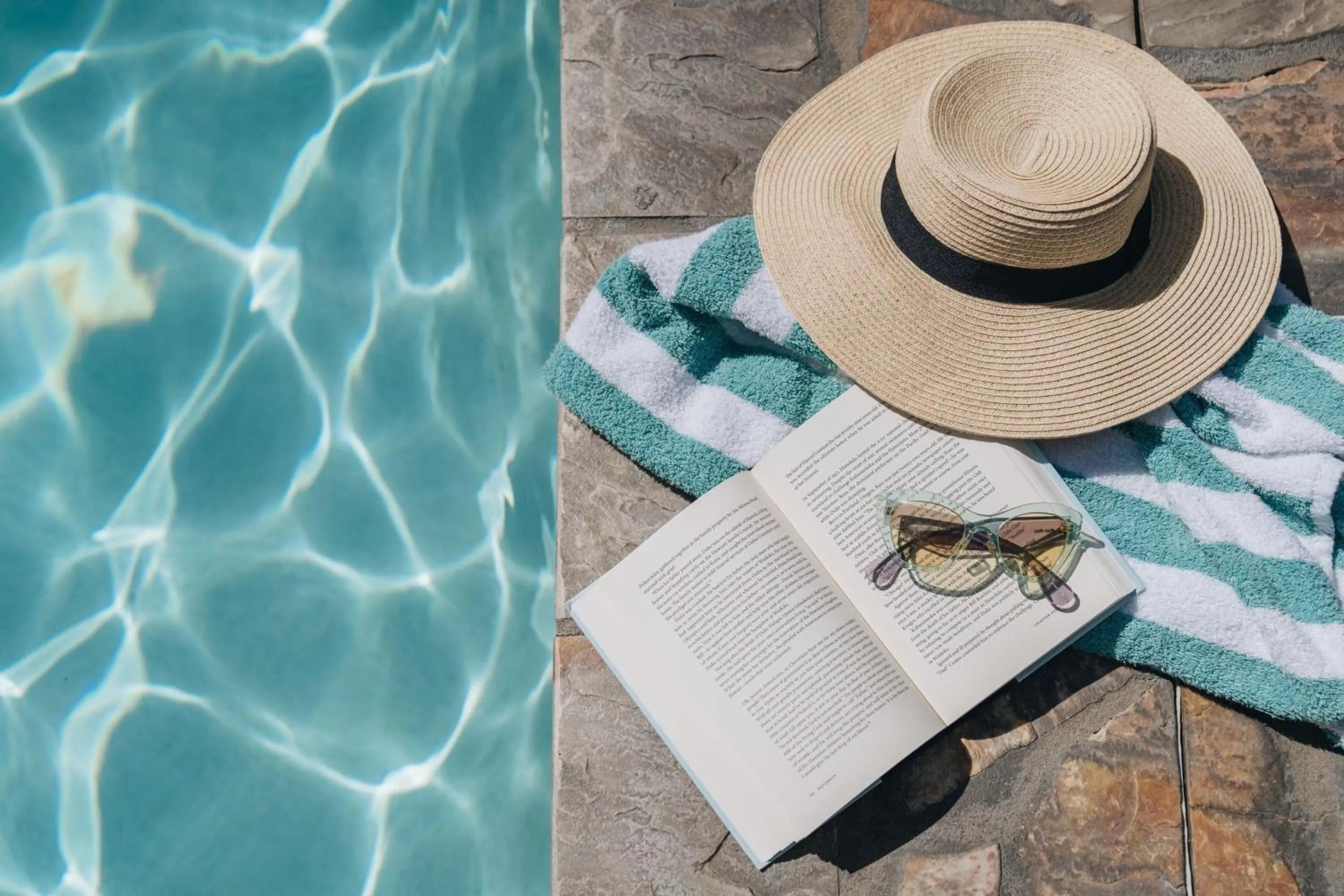Swimming pool in Sheraton Princess Kaiulani Waikiki Beach