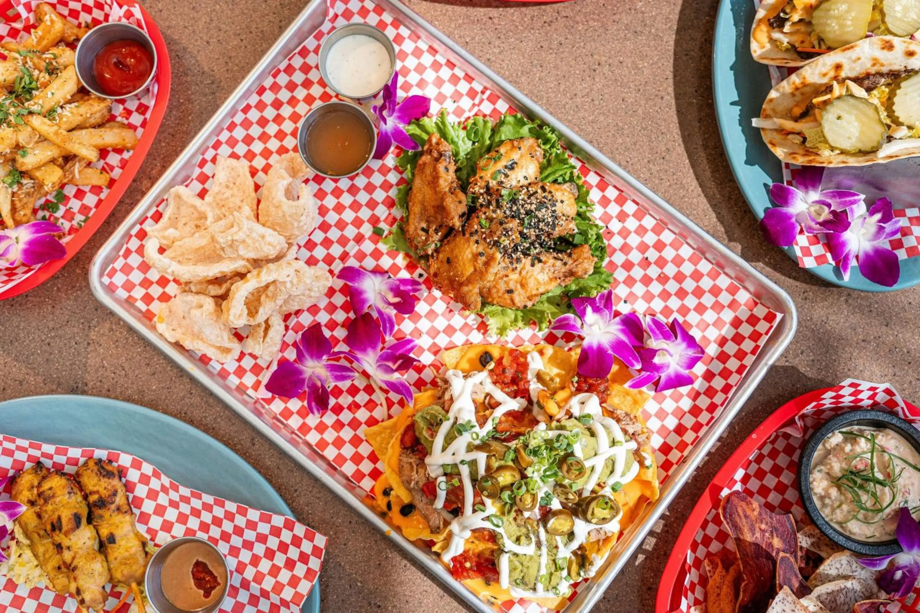 Lounge or bar in Sheraton Princess Kaiulani Waikiki Beach