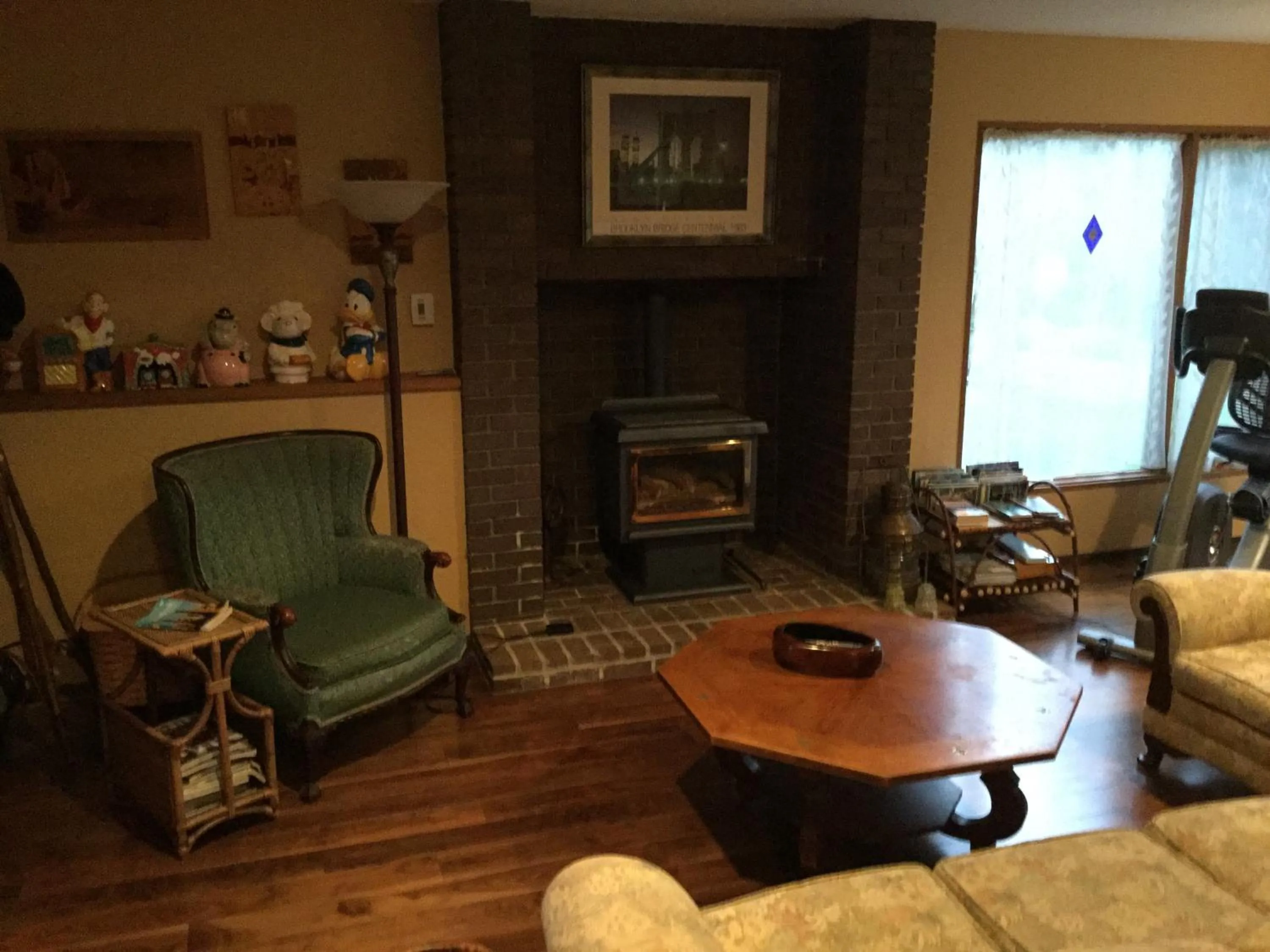 Communal lounge/ TV room in A Cascade View Bed And Breakfast