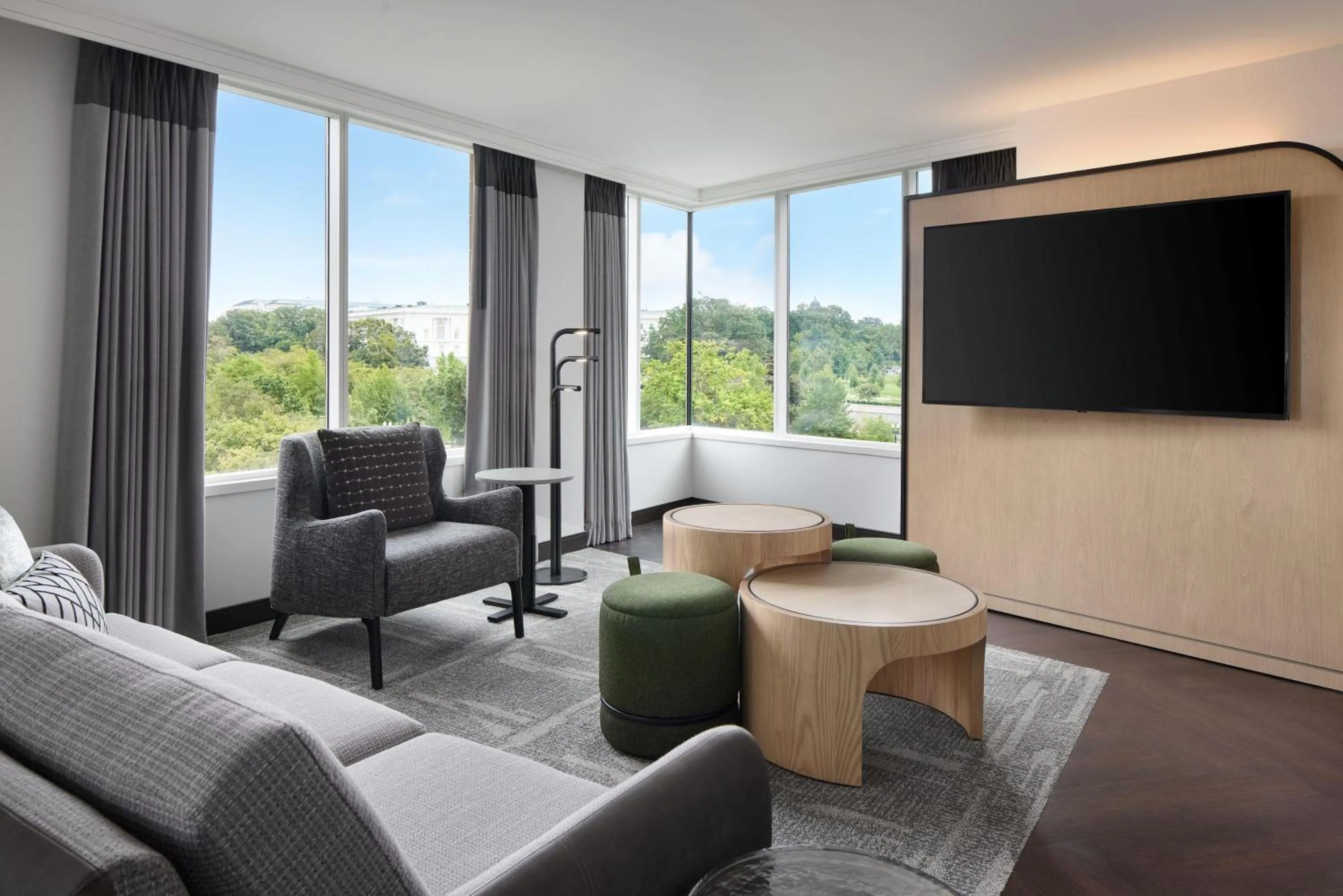 Photo of the whole room in Hyatt Regency Washington on Capitol Hill