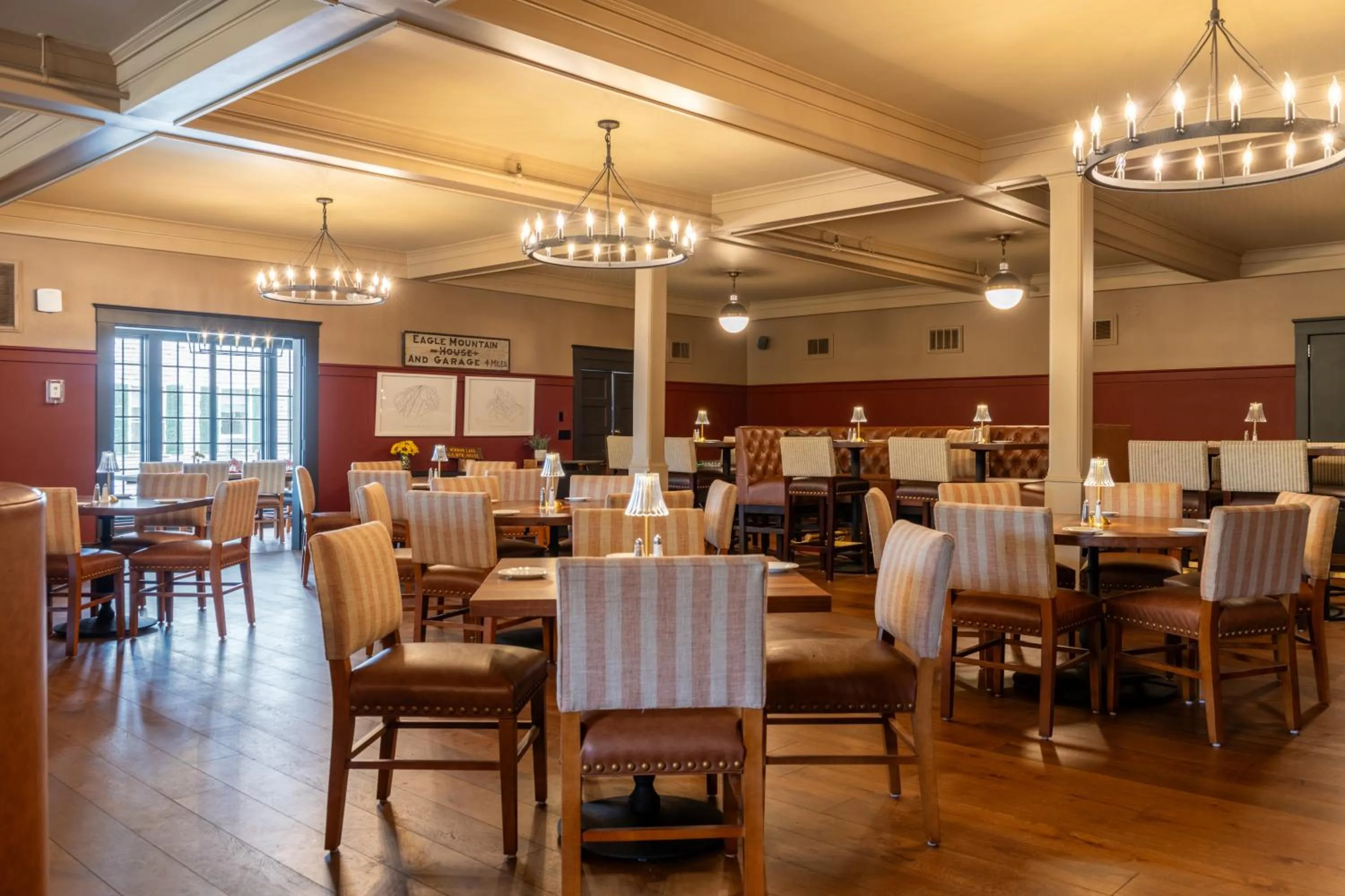 Restaurant/places to eat in Eagle Mountain House and Golf Club