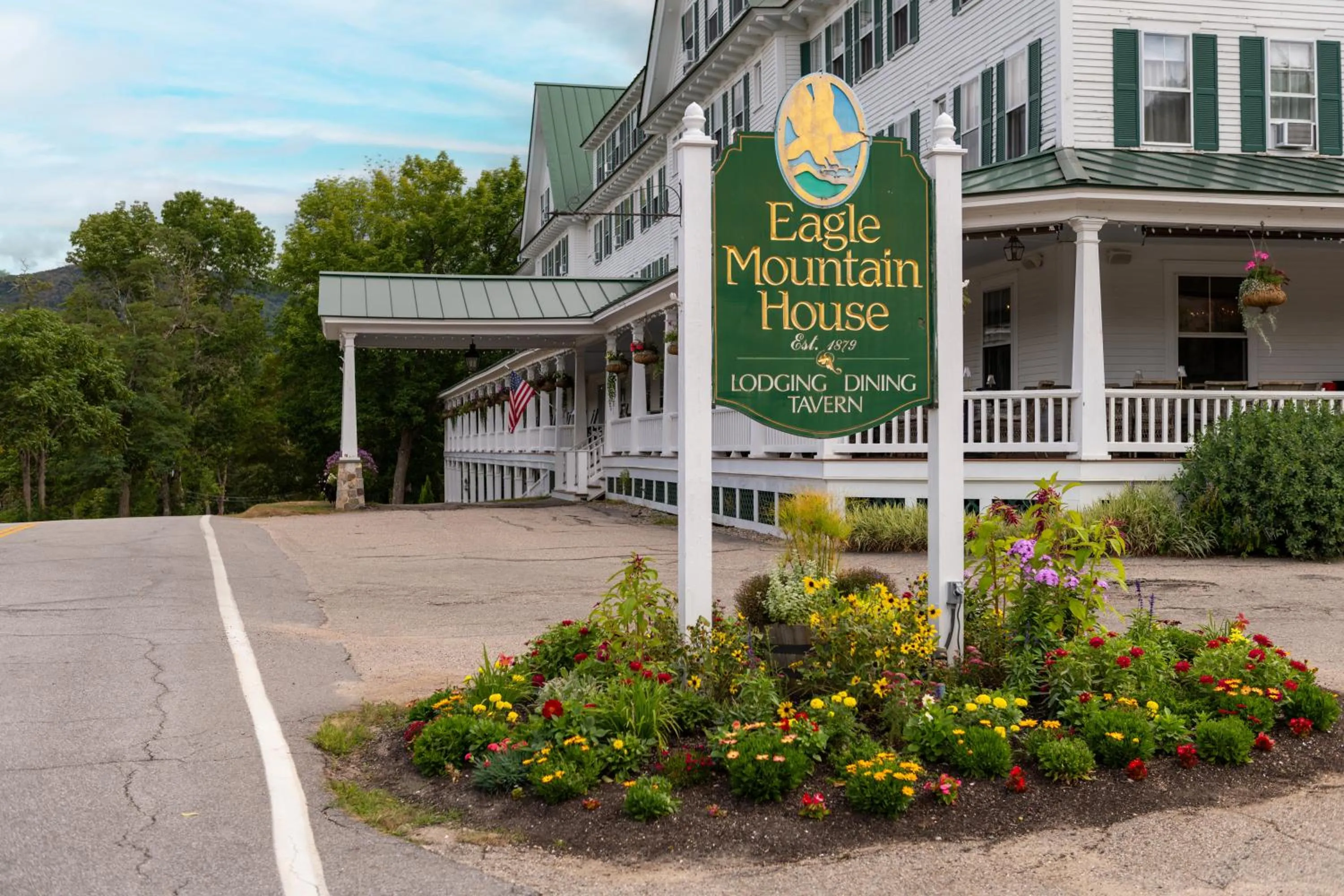 Property building in Eagle Mountain House and Golf Club