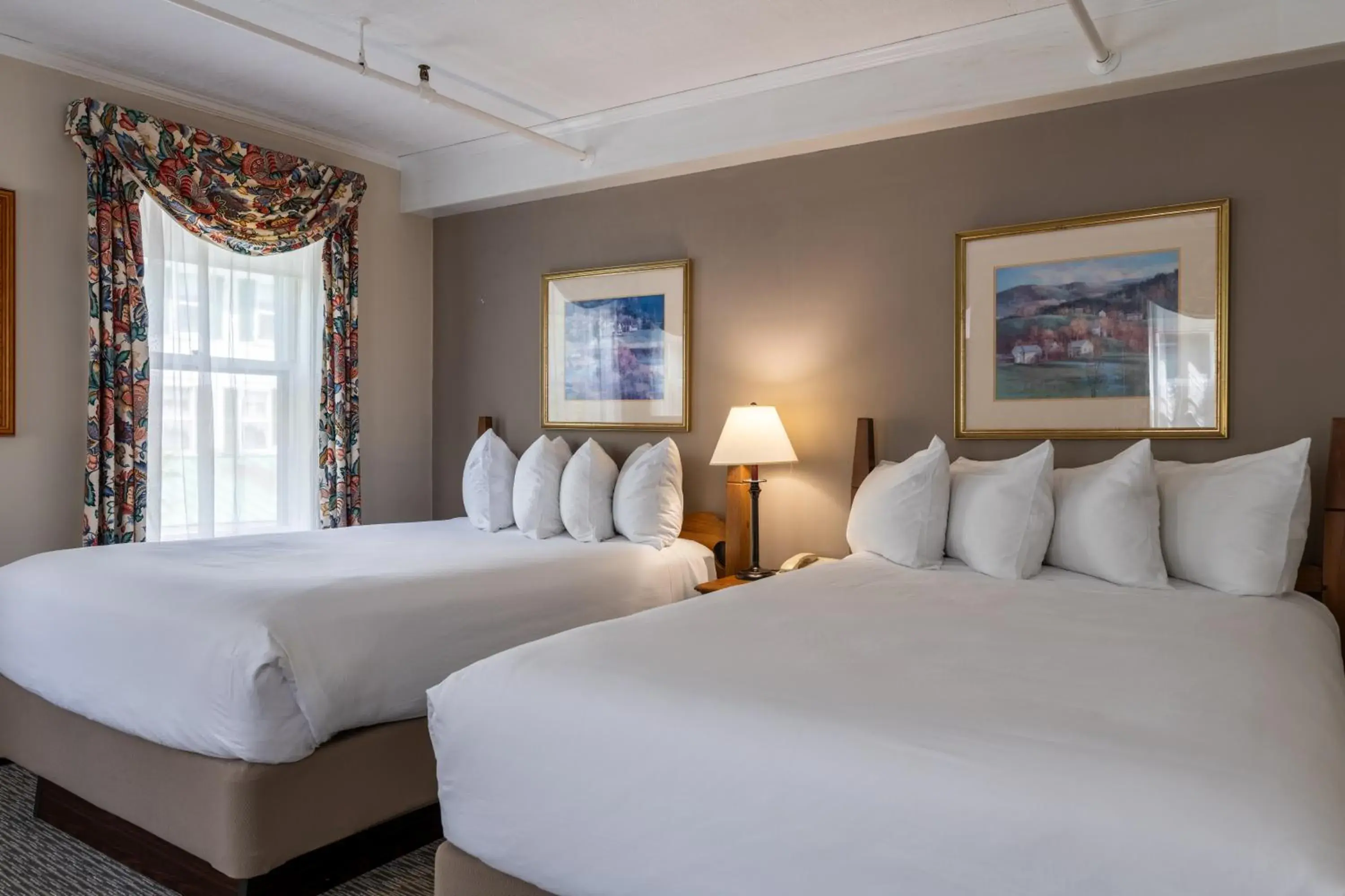 Standard View Room with Two Double Beds in Eagle Mountain House and Golf Club Standard View Room with Two Double Beds in Eagle Mountain House and Golf Club