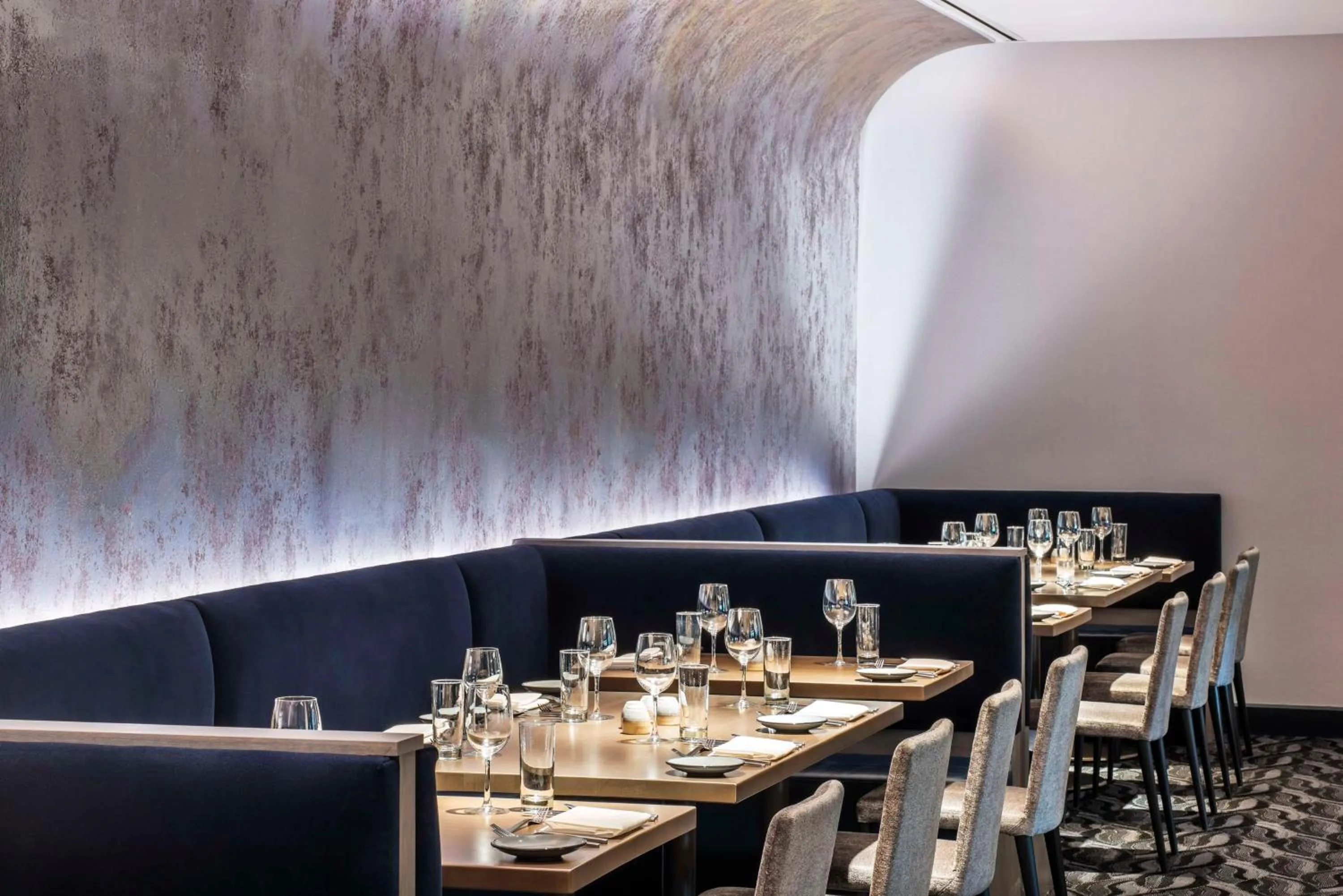 Restaurant/places to eat in Hyatt Regency McCormick Place Chicago