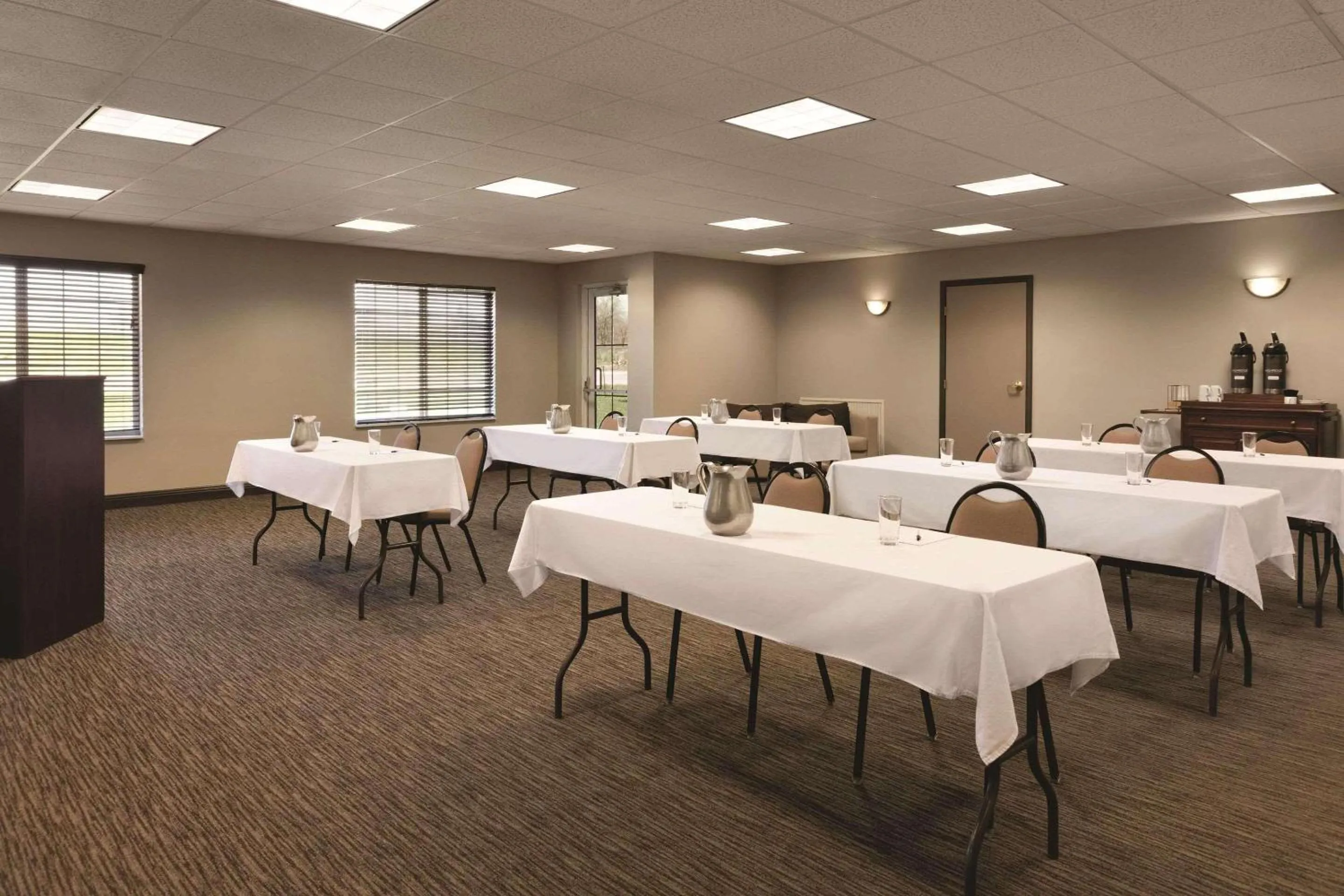 Meeting/conference room in Country Inn & Suites by Radisson, Indianapolis Airport South, IN
