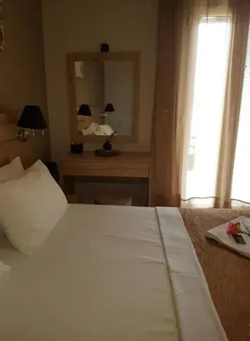 Double Room with Terrace in Studio Manousos Double Room with Terrace in Studio Manousos