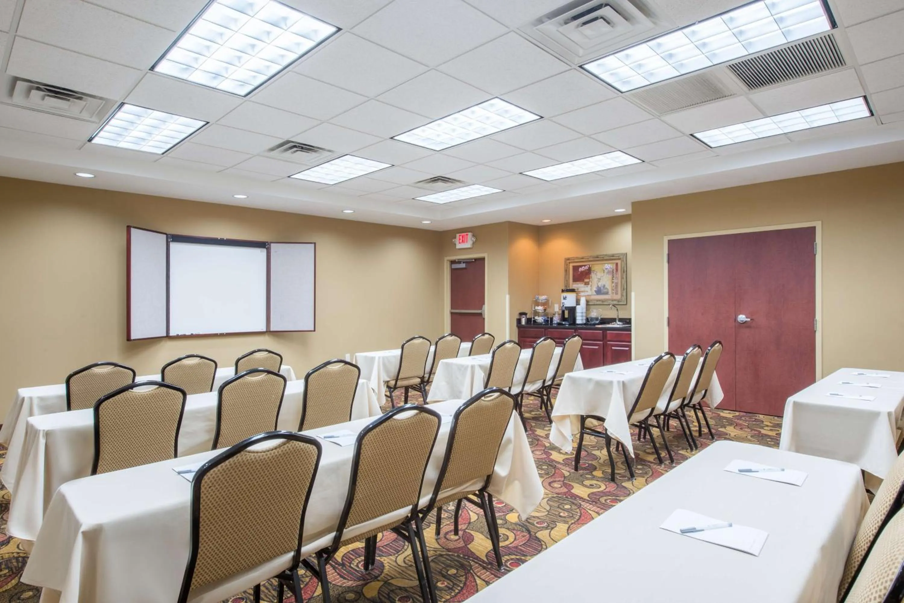 Meeting/conference room in Hampton Inn & Suites Oklahoma City - South