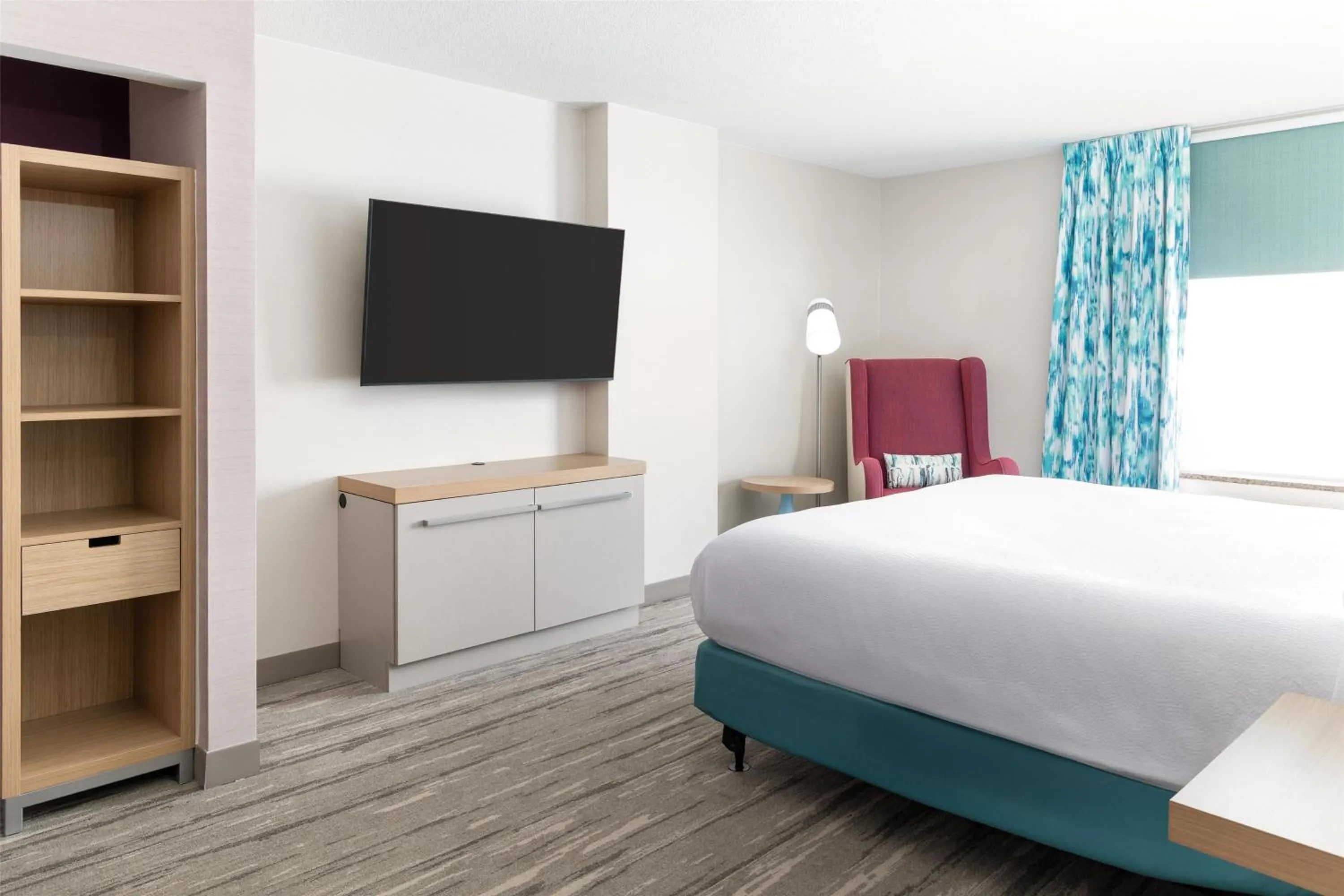 Bed in Hilton Garden Inn Hanover Arundel Mills, MD