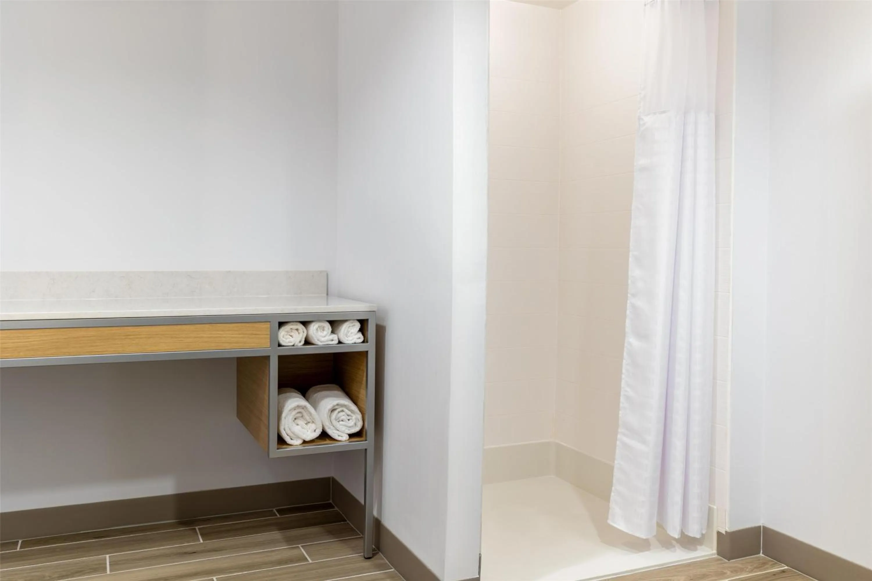 Bathroom in Hilton Garden Inn Hanover Arundel Mills, MD