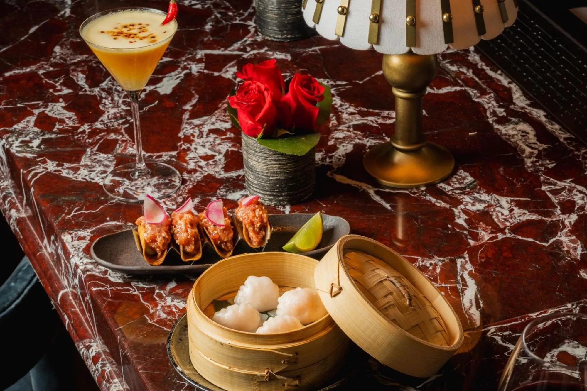 Lounge or bar in The Setai, Miami Beach